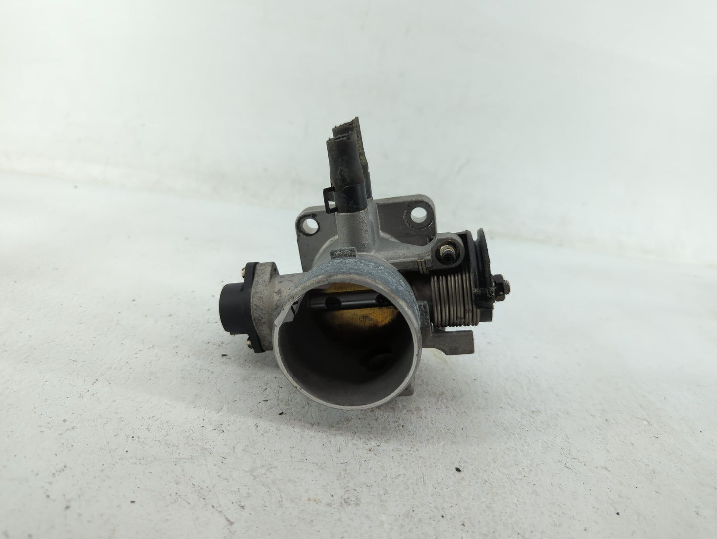 2006-2011 Hyundai Accent Throttle Body P/N:35100-26860 35170-26900 Fits Fits 2006 2007 2008 2009 2010 2011 OEM Used Auto Par