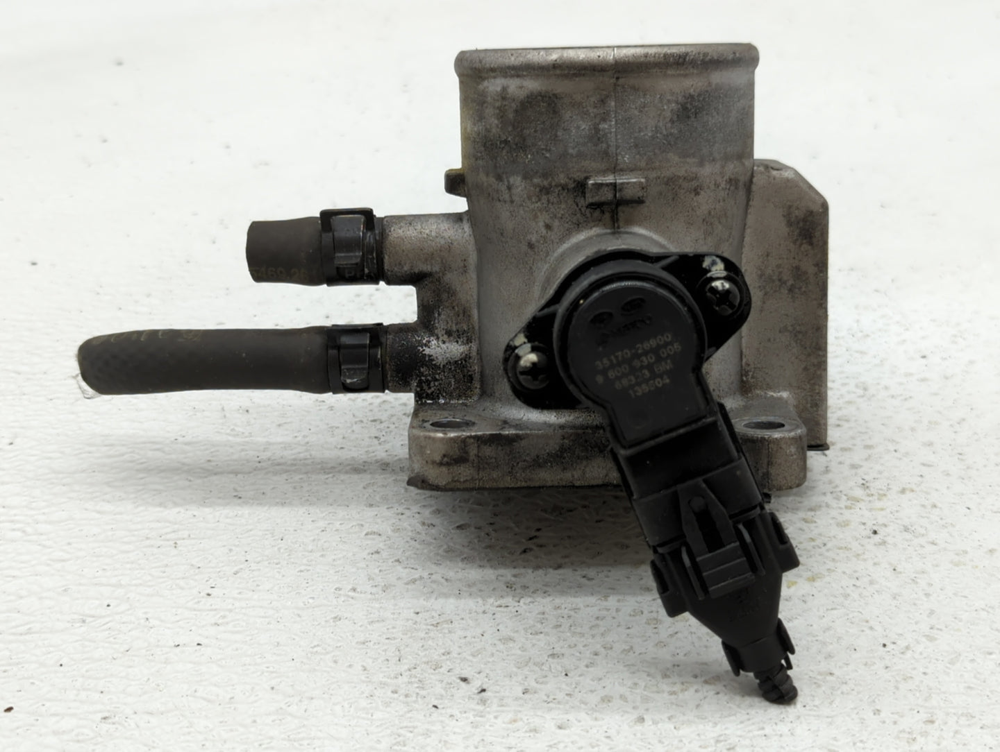 2006-2011 Hyundai Accent Throttle Body P/N:35170-26900 Fits Fits 2006 2007 2008 2009 2010 2011 OEM Used Auto Parts - Oemused