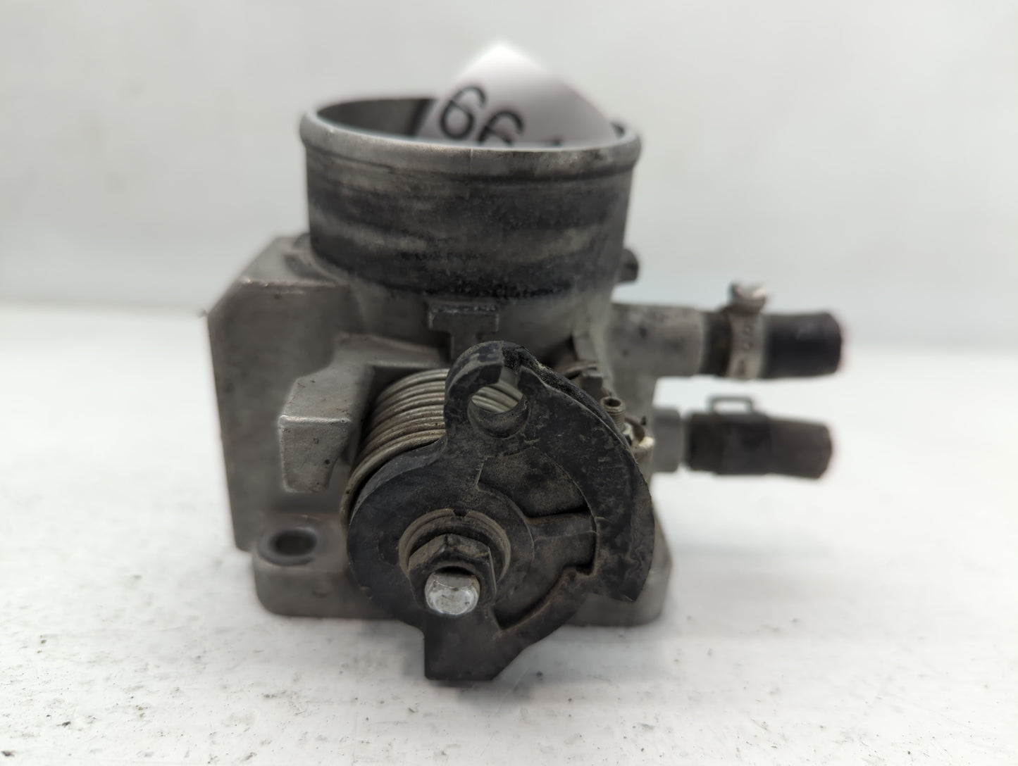 2006-2011 Hyundai Accent Throttle Body P/N:35170-26900 Fits Fits 2006 2007 2008 2009 2010 2011 OEM Used Auto Parts - Oemused
