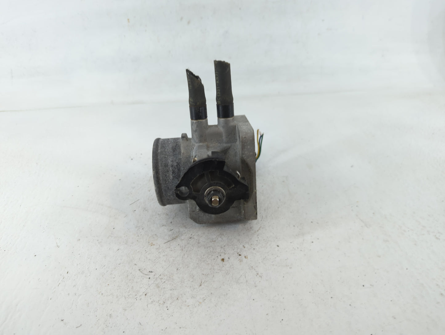 2006-2011 Hyundai Accent Throttle Body Fits Fits 2006 2007 2008 2009 2010 2011 OEM Used Auto Parts - Oemusedautoparts1.com