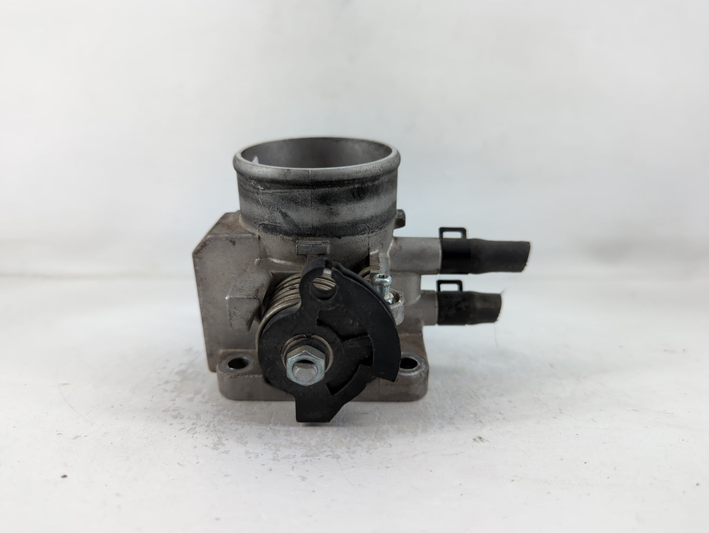 2006-2011 Hyundai Accent Throttle Body P/N:35170-26900 Fits Fits 2006 2007 2008 2009 2010 2011 OEM Used Auto Parts - Oemused