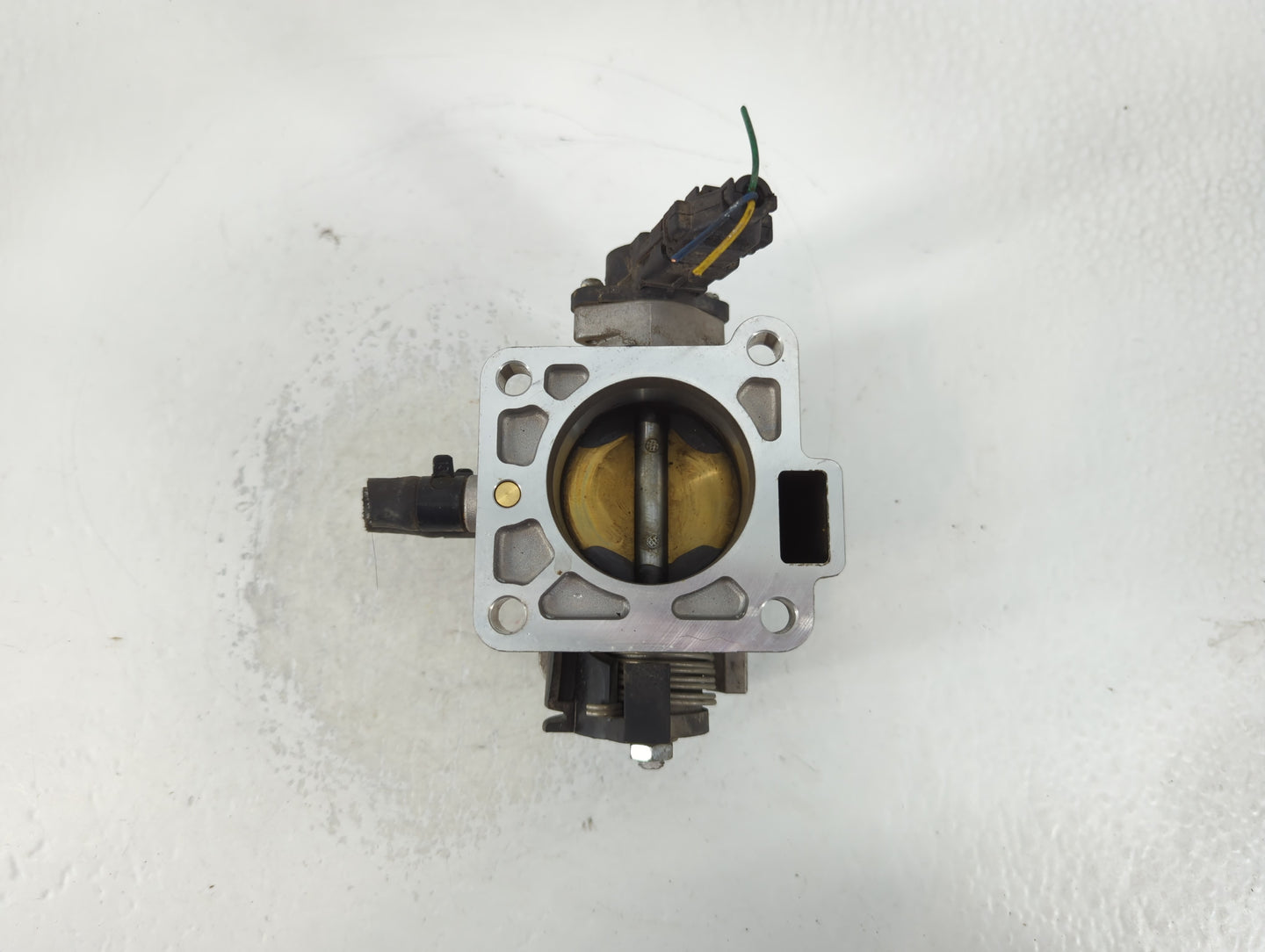 2006-2011 Hyundai Accent Throttle Body P/N:35170-26900 Fits Fits 2006 2007 2008 2009 2010 2011 OEM Used Auto Parts - Oemused