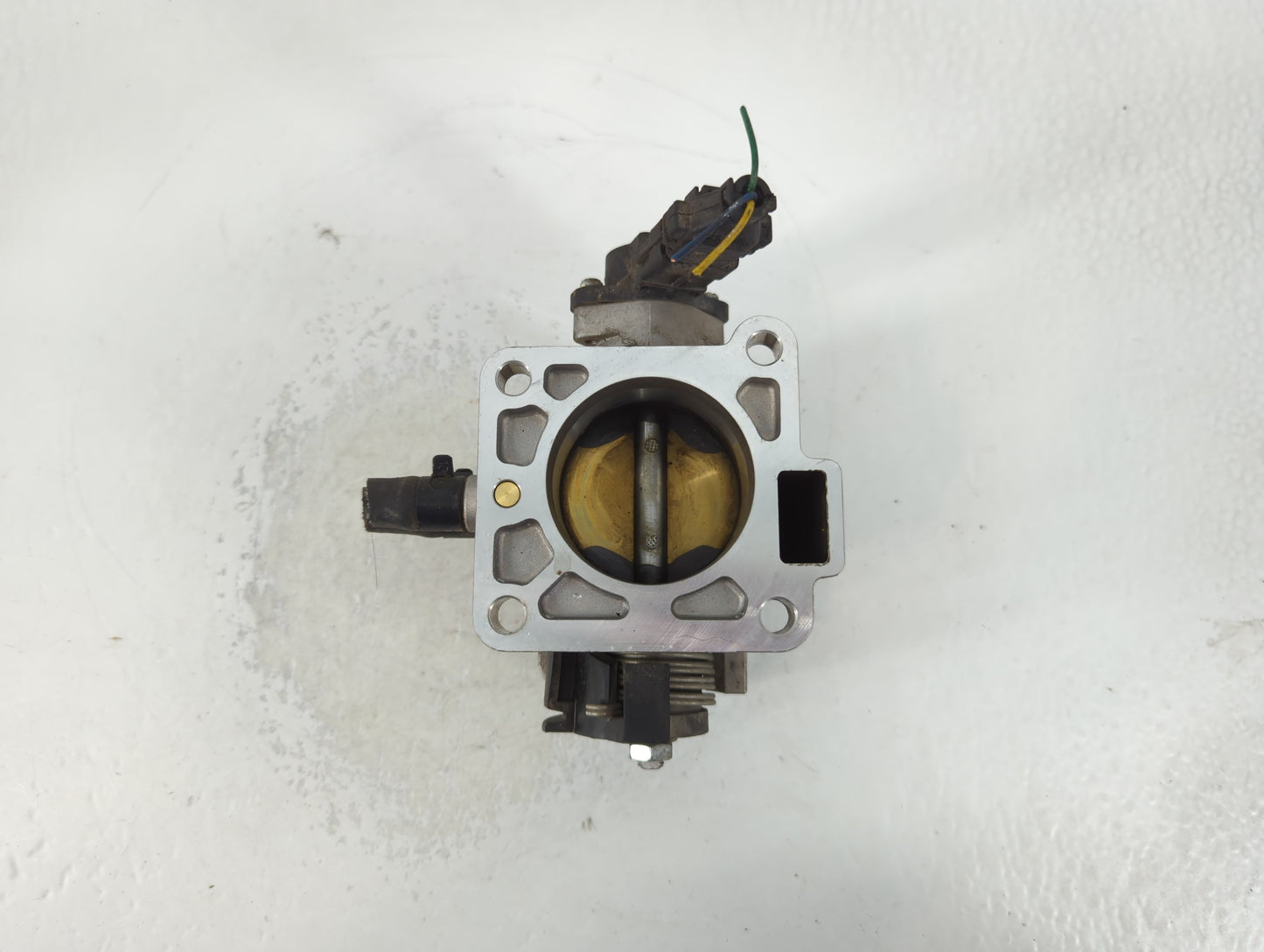 2006-2011 Hyundai Accent Throttle Body P/N:35170-26900 Fits Fits 2006 2007 2008 2009 2010 2011 OEM Used Auto Parts - Oemused