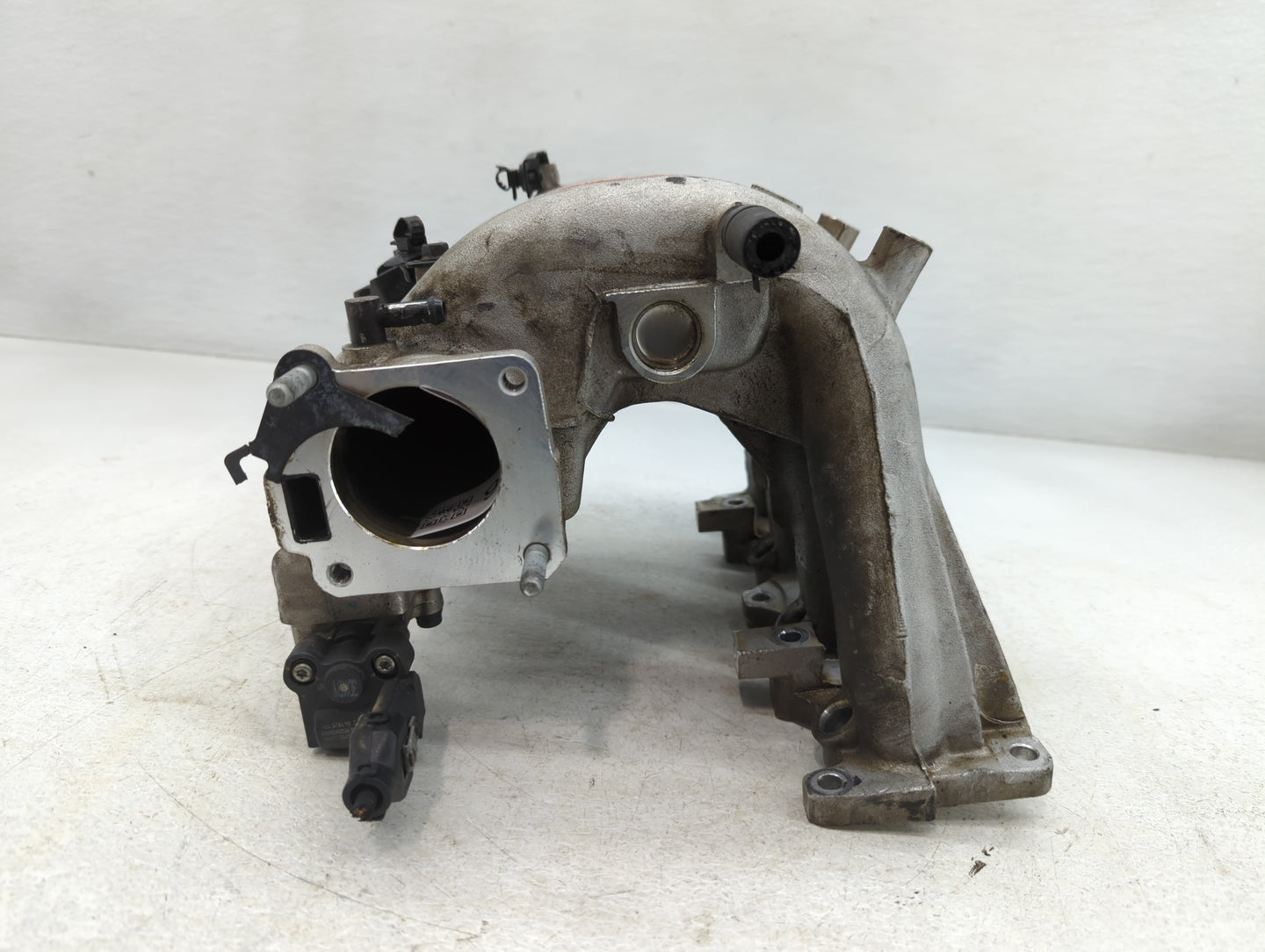 2007-2011 Hyundai Accent Air Intake Manifold P/N:051024C 05202BW Fits Fits 2006 2007 2008 2009 2010 2011 OEM Used Auto Parts