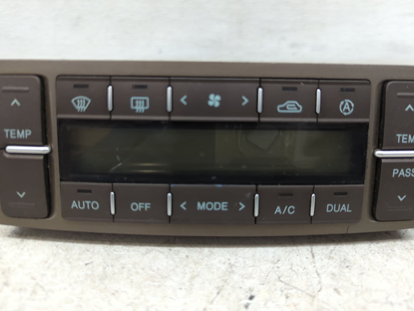 2006-2010 Hyundai Azera Climate Control Module Temperature AC/Heater Replacement Fits Fits 2006 2007 2008 2009 2010 OEM Used