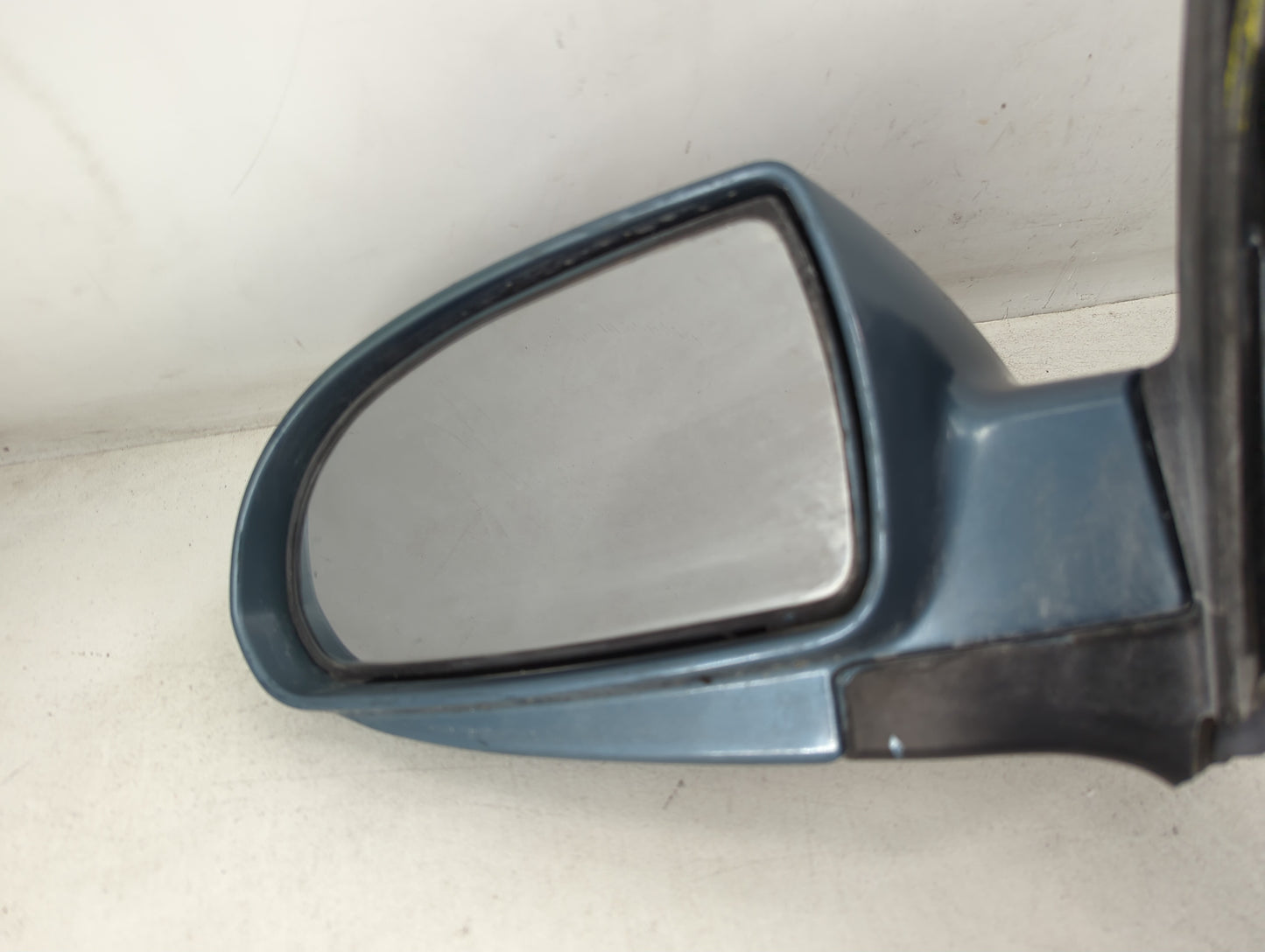 2007-2010 Hyundai Elantra Driver Side View Mirror - Left Door Mirror OEM Used - Oemusedautoparts1.com