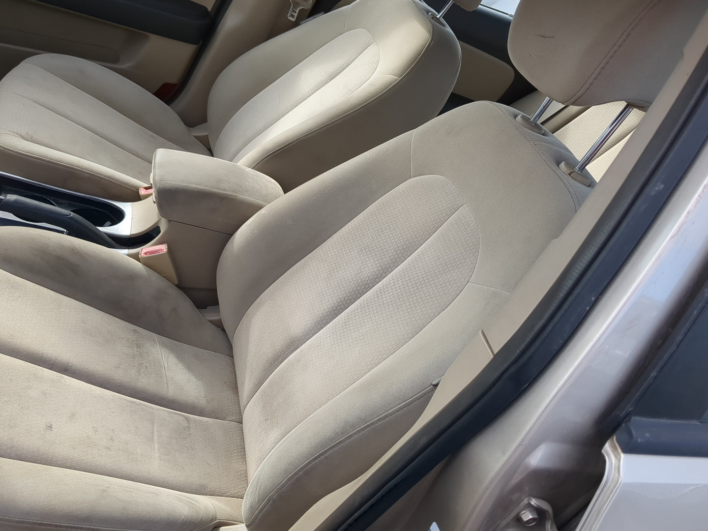 2007-2010 Hyundai Elantra Driver Front Seat Oem 1216746 - Oemusedautoparts1.com