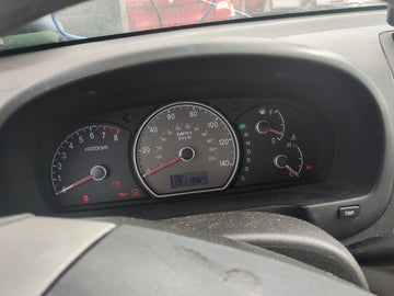 2007-2010 Hyundai Elantra Instrument Cluster Speedometer Gauges Fits Fits 2007 2008 2009 2010 OEM Used Auto Parts