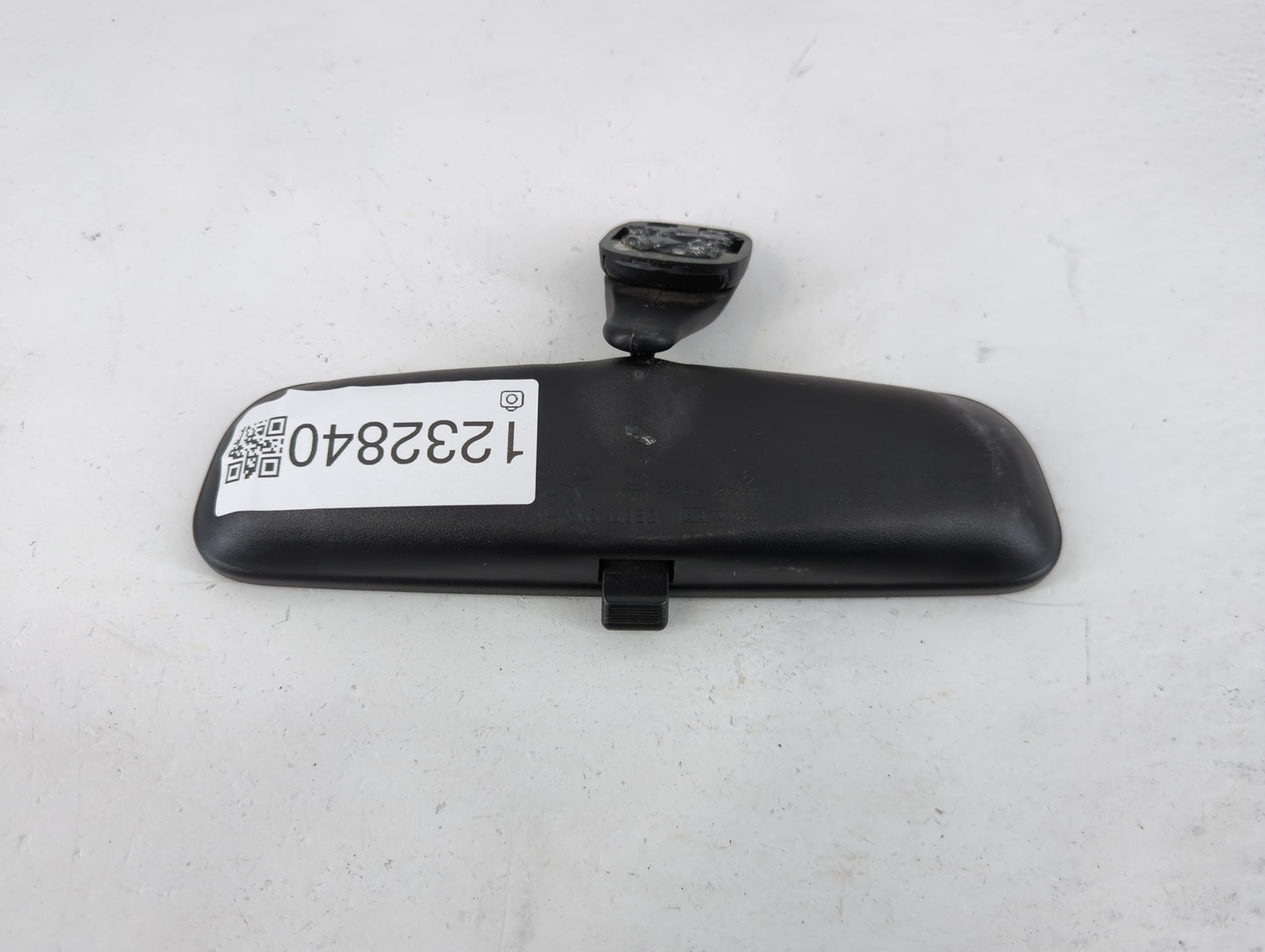 2001-2012 Hyundai Elantra Interior Rear View Mirror Replacement OEM P/N:E13010082 Fits OEM Used Auto Parts - Oemusedautopart