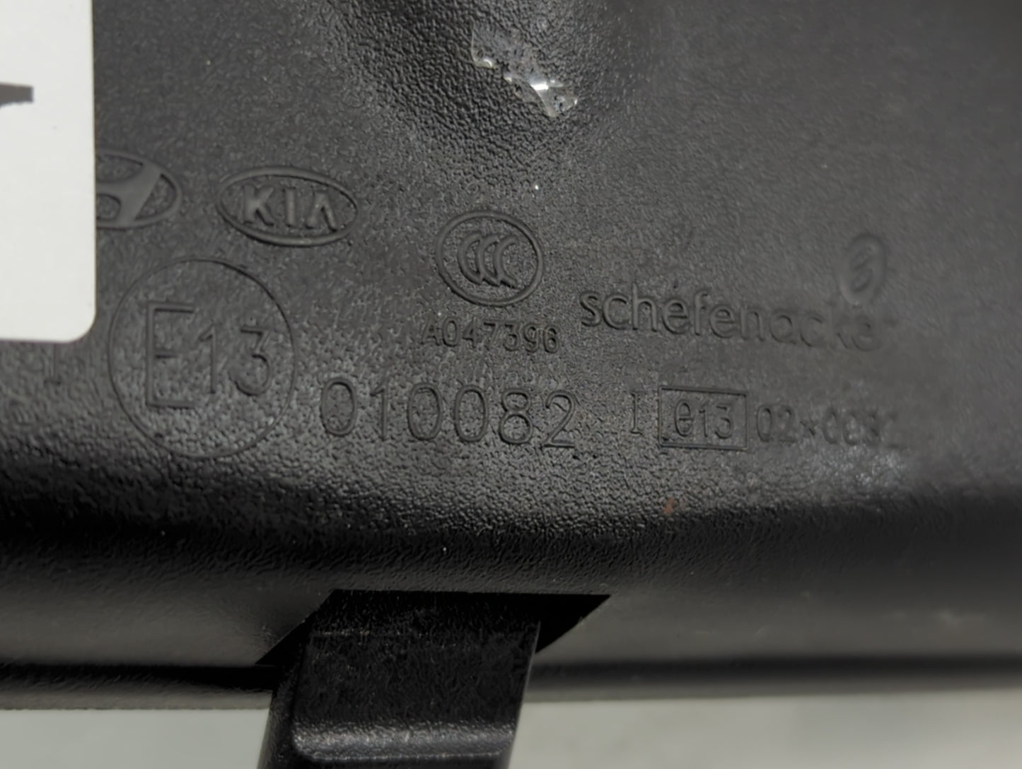 2001-2012 Hyundai Elantra Interior Rear View Mirror Replacement OEM P/N:E13010082 Fits OEM Used Auto Parts - Oemusedautopart