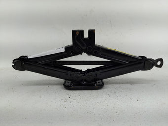 compare product 2007 Hyundai Elantra Spare Scissor Car Jack 1241645