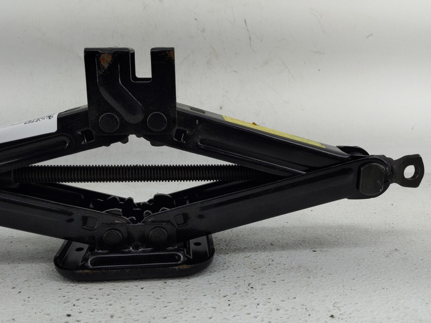 2007 Hyundai Elantra Spare Scissor Car Jack 1241645 - Oemusedautoparts1.com