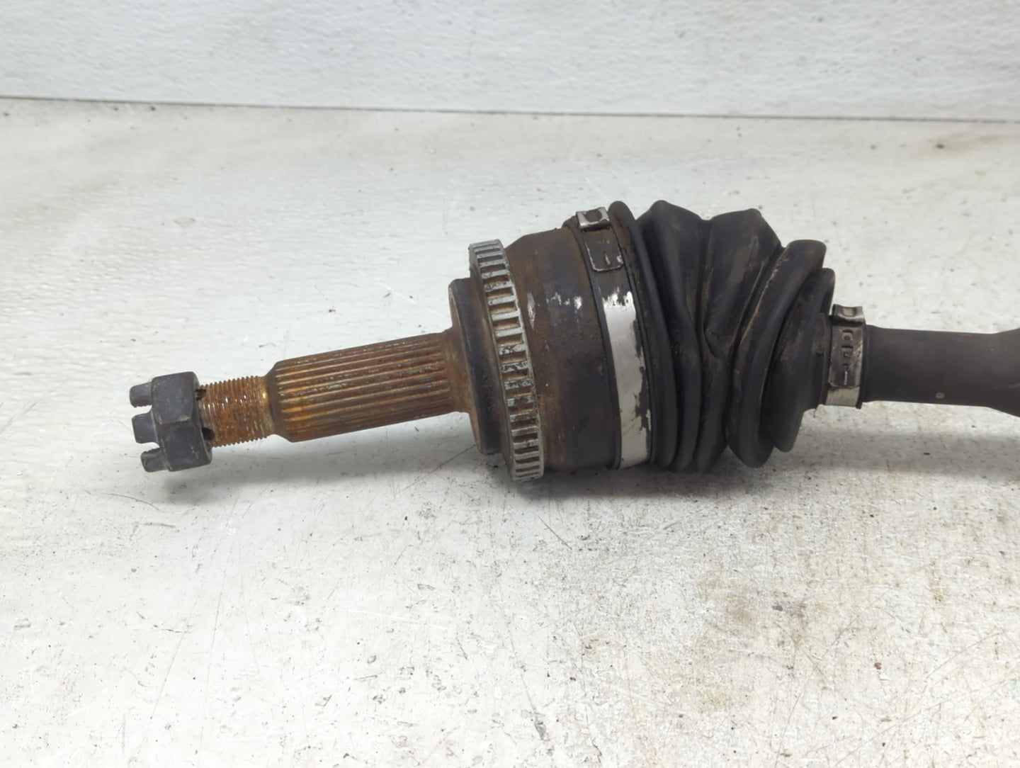2007-2010 Hyundai Elantra Axle Shaft Front Passenger Cv C/v - Oemusedautoparts1.com