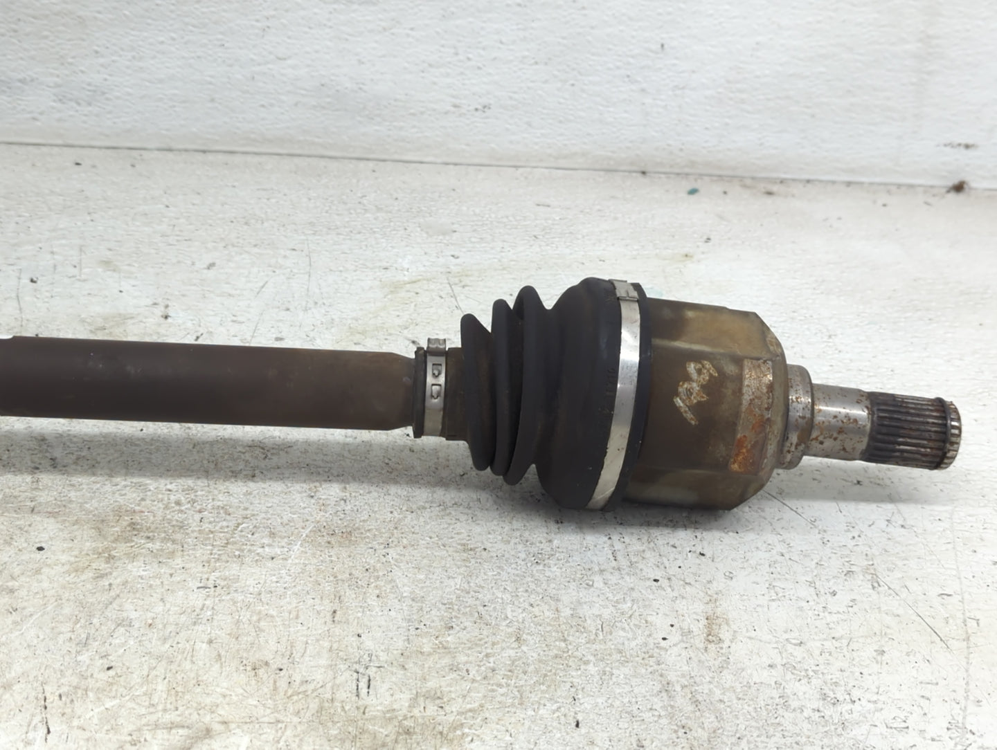 2007-2010 Hyundai Elantra Axle Shaft Front Passenger Cv C/v - Oemusedautoparts1.com
