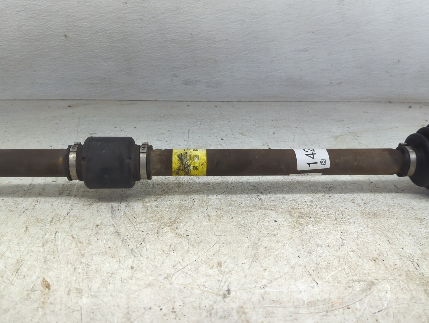 2007-2010 Hyundai Elantra Axle Shaft Front Driver Cv C/v - Oemusedautoparts1.com