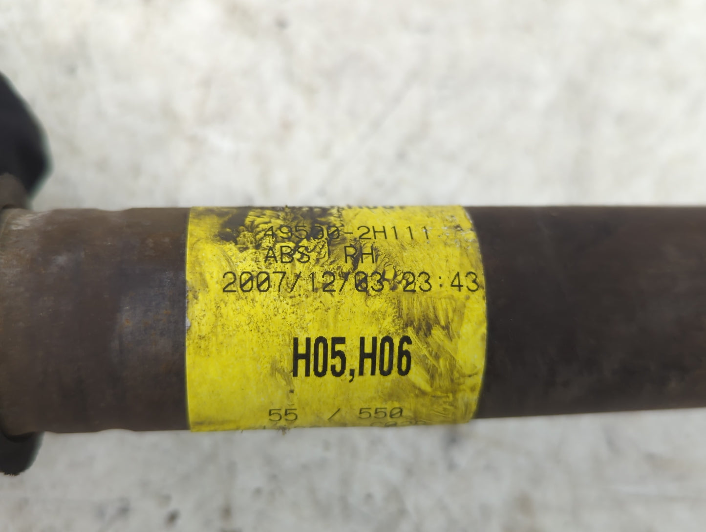 2007-2010 Hyundai Elantra Axle Shaft Front Driver Cv C/v - Oemusedautoparts1.com