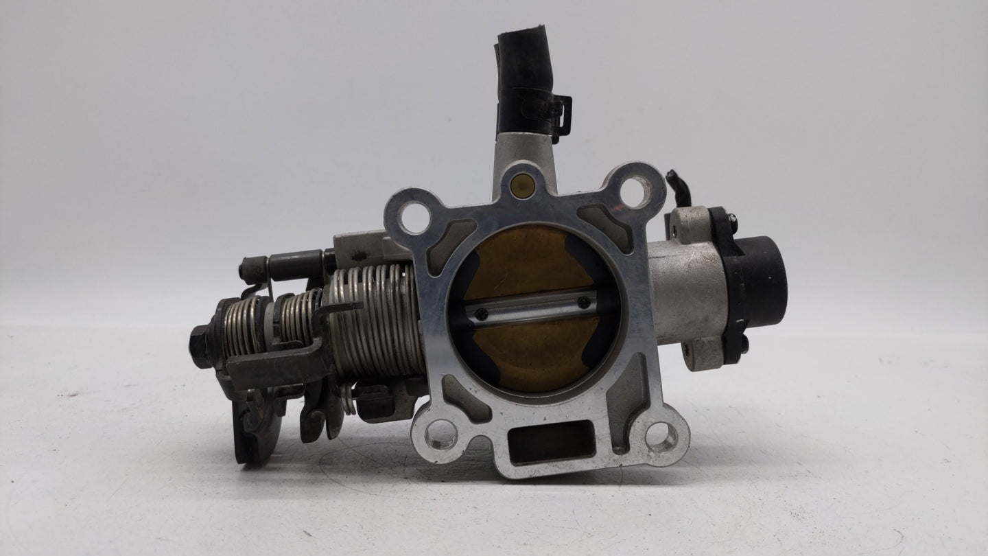2007-2012 Hyundai Elantra Throttle Body P/N:55100-23950 35100-23950 Fits Fits 2007 2008 2009 2010 2011 2012 OEM Used Auto Pa