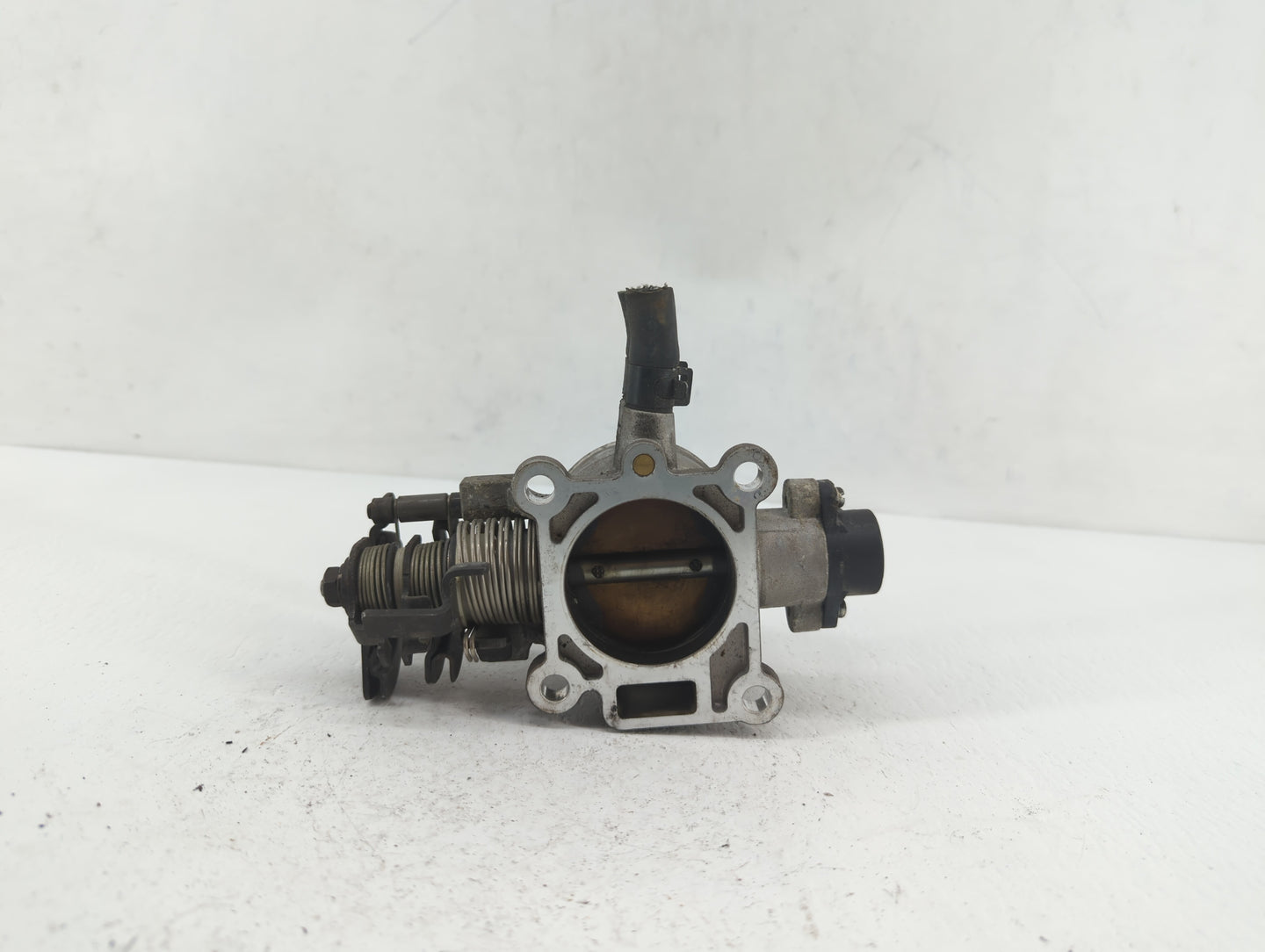 2007-2012 Hyundai Elantra Throttle Body P/N:35170-26910 55100-23950, 35100-23950 Fits Fits 2007 2008 2009 2010 2011 2012 OEM