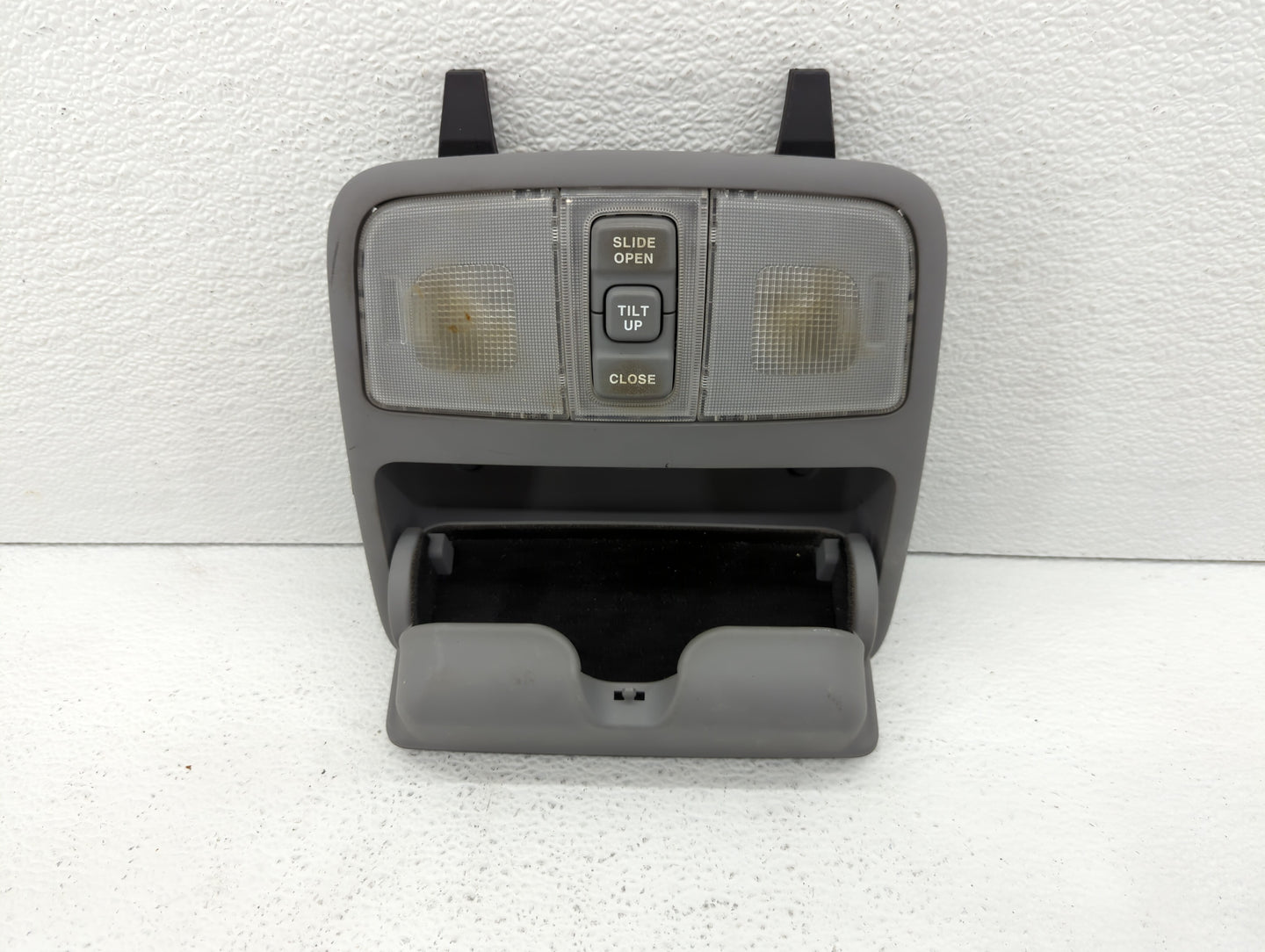 2007 Hyundai Elantra Overhead Roof Console Grey - Oemusedautoparts1.com