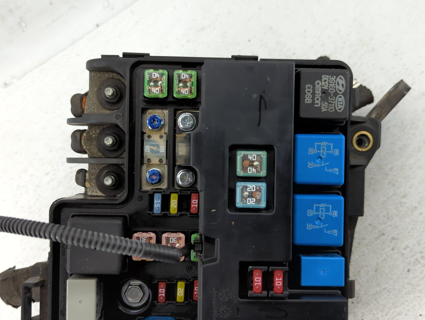 2007-2009 Hyundai Elantra Fusebox Fuse Box Panel Relay Module P/N:91950-2H020 Fits Fits 2007 2008 2009 OEM Used Auto Parts -
