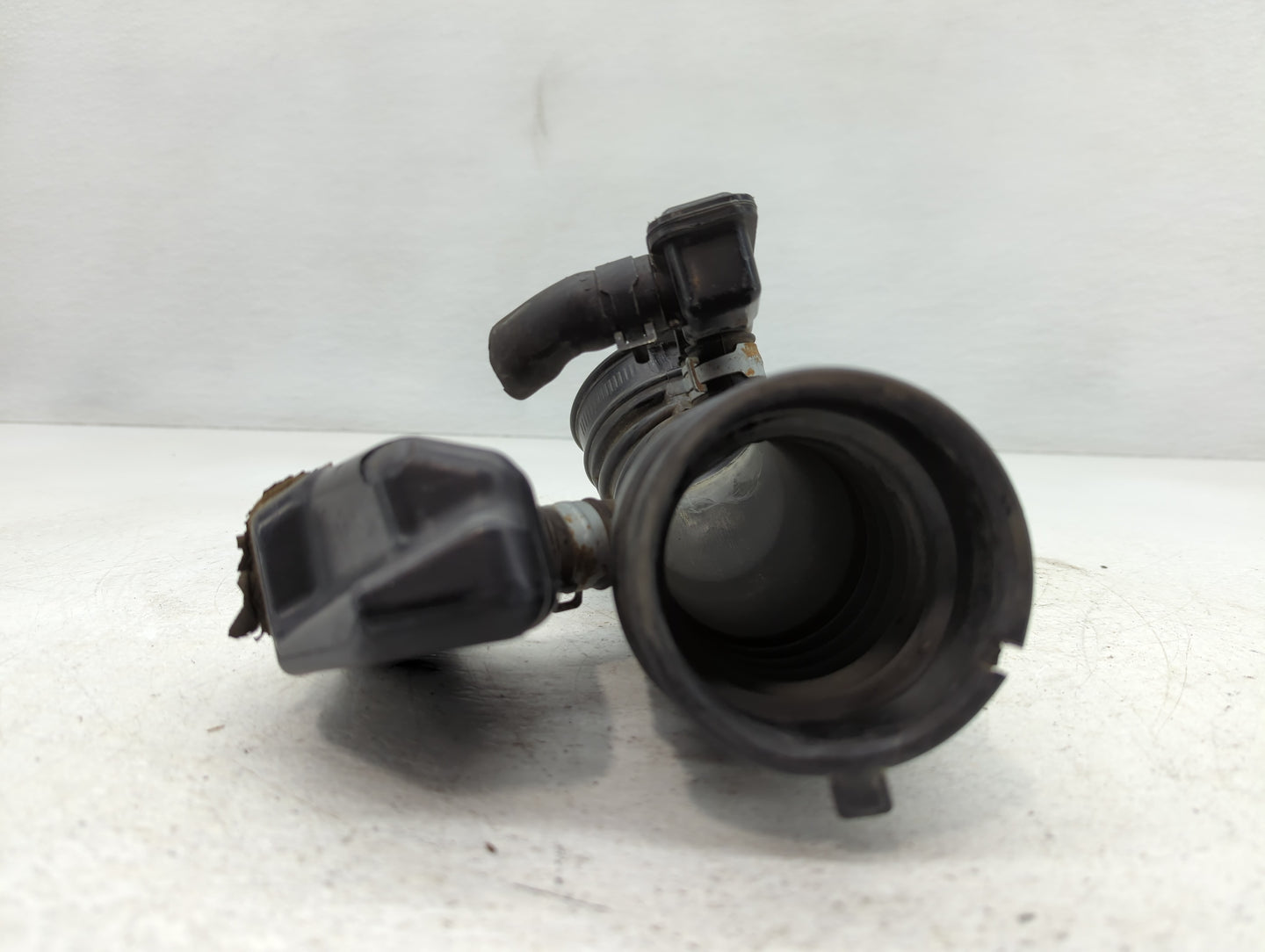 2007 Hyundai Elantra Air Cleaner Intake Duct Hose Tube - Oemusedautoparts1.com