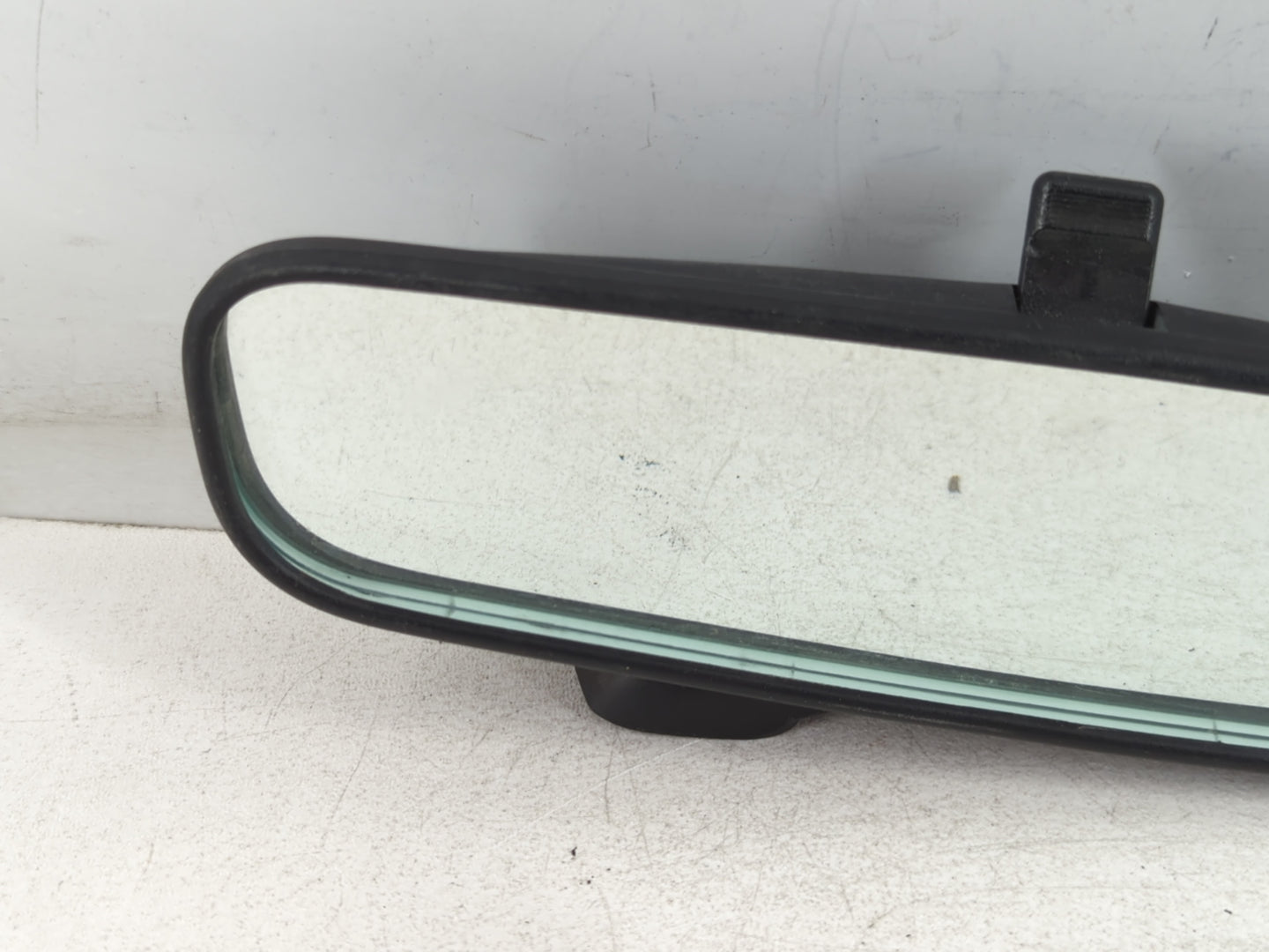 2001-2012 Hyundai Elantra Interior Rear View Mirror Replacement OEM P/N:E13010082 Fits OEM Used Auto Parts - Oemusedautopart