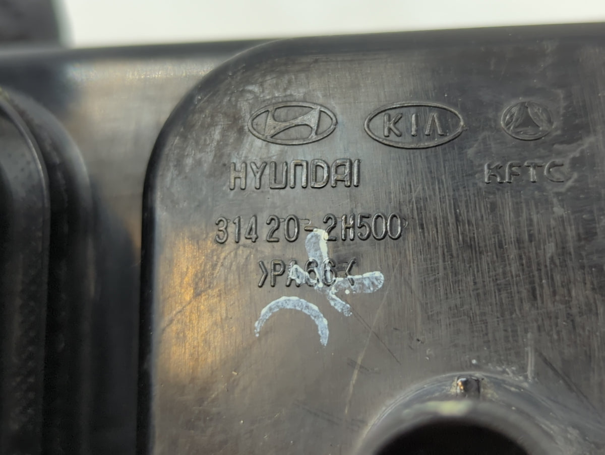 2007 Hyundai Elantra Fuel Vapor Charcoal Canister 915963 - Oemusedautoparts1.com