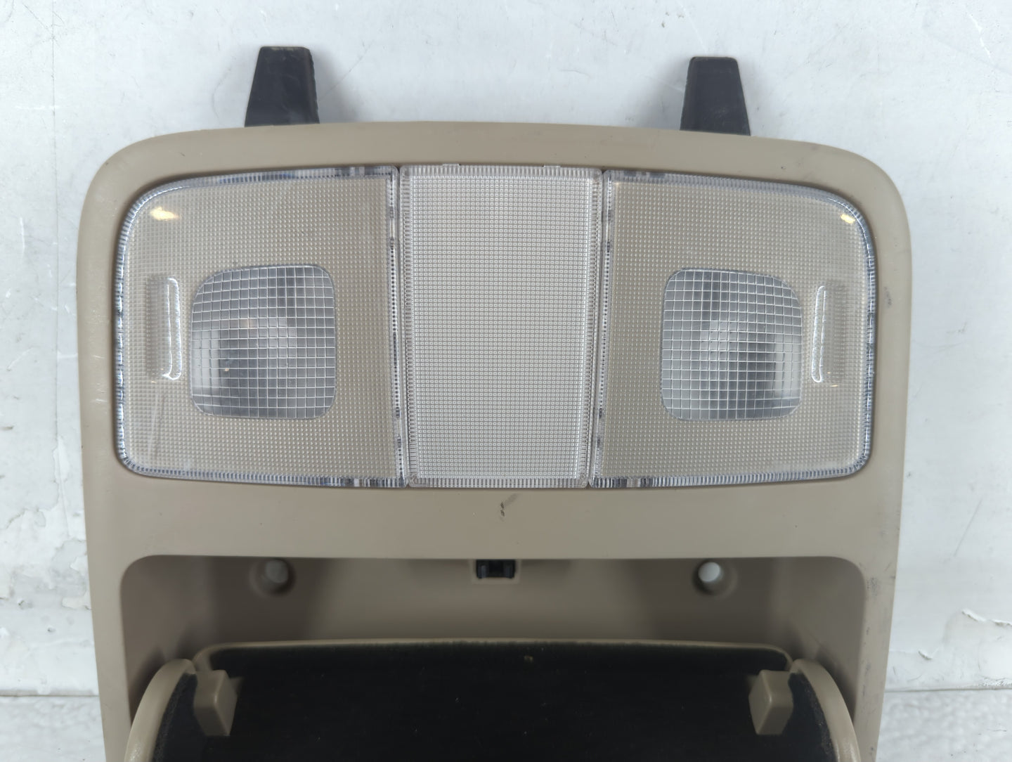2007 Hyundai Elantra Overhead Roof Console - Oemusedautoparts1.com