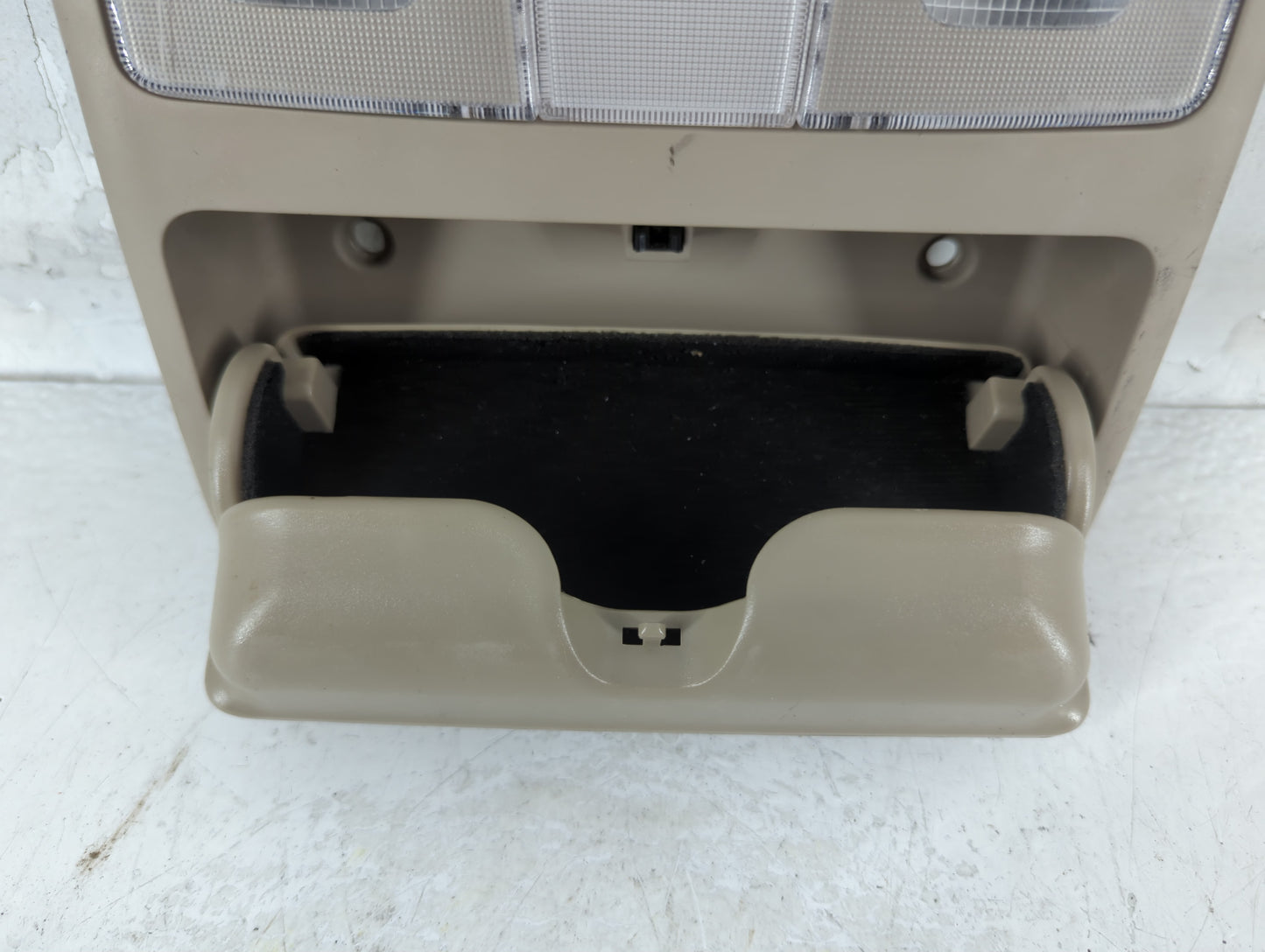 2007 Hyundai Elantra Overhead Roof Console - Oemusedautoparts1.com