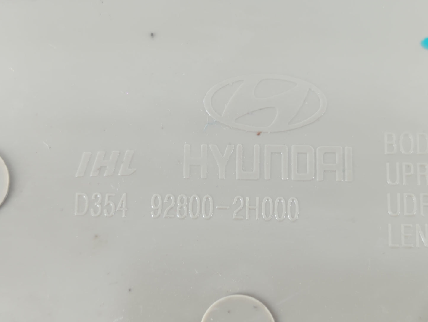 2007 Hyundai Elantra Overhead Roof Console - Oemusedautoparts1.com