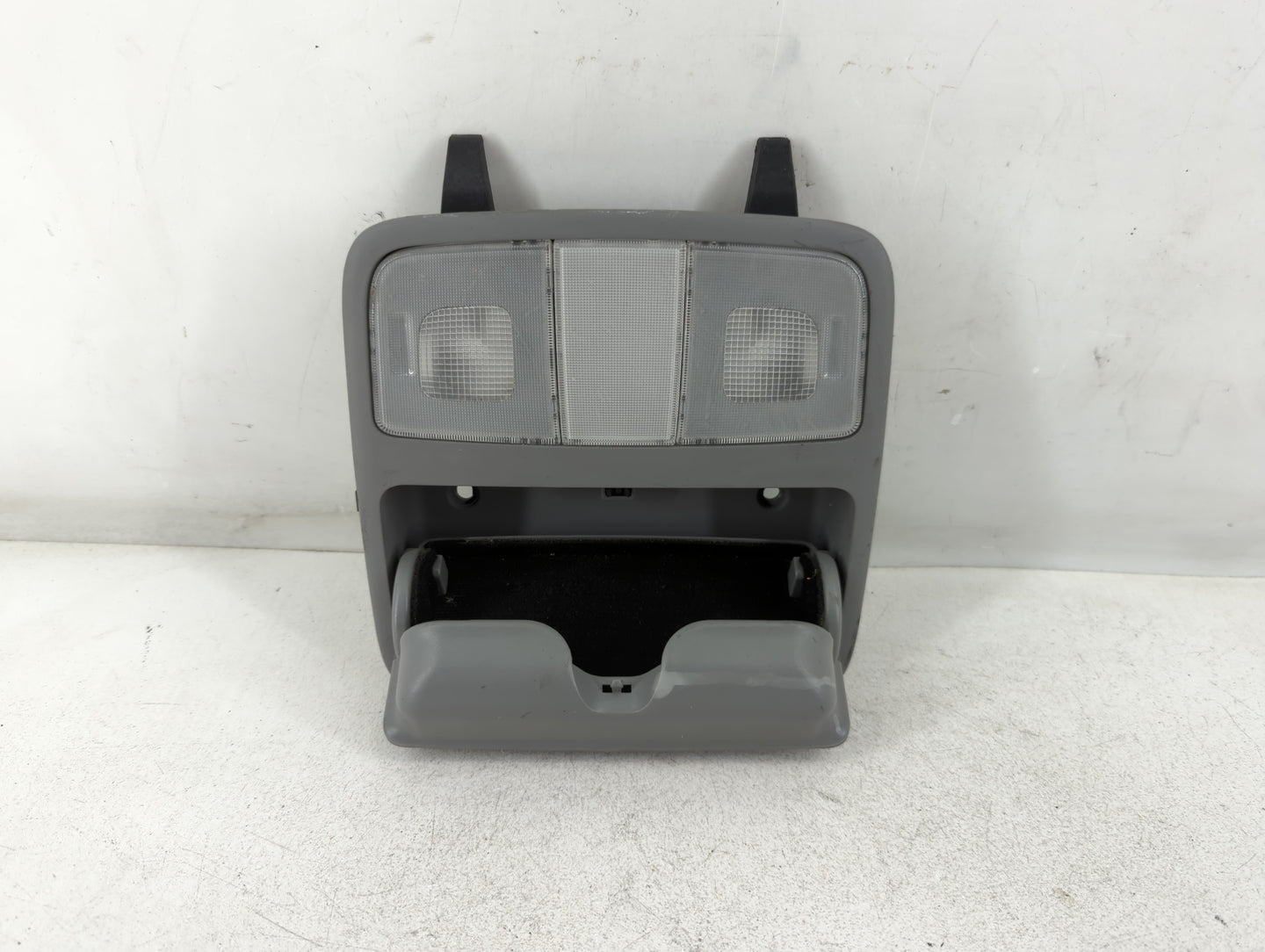 2007 Hyundai Elantra Overhead Roof Console - Oemusedautoparts1.com