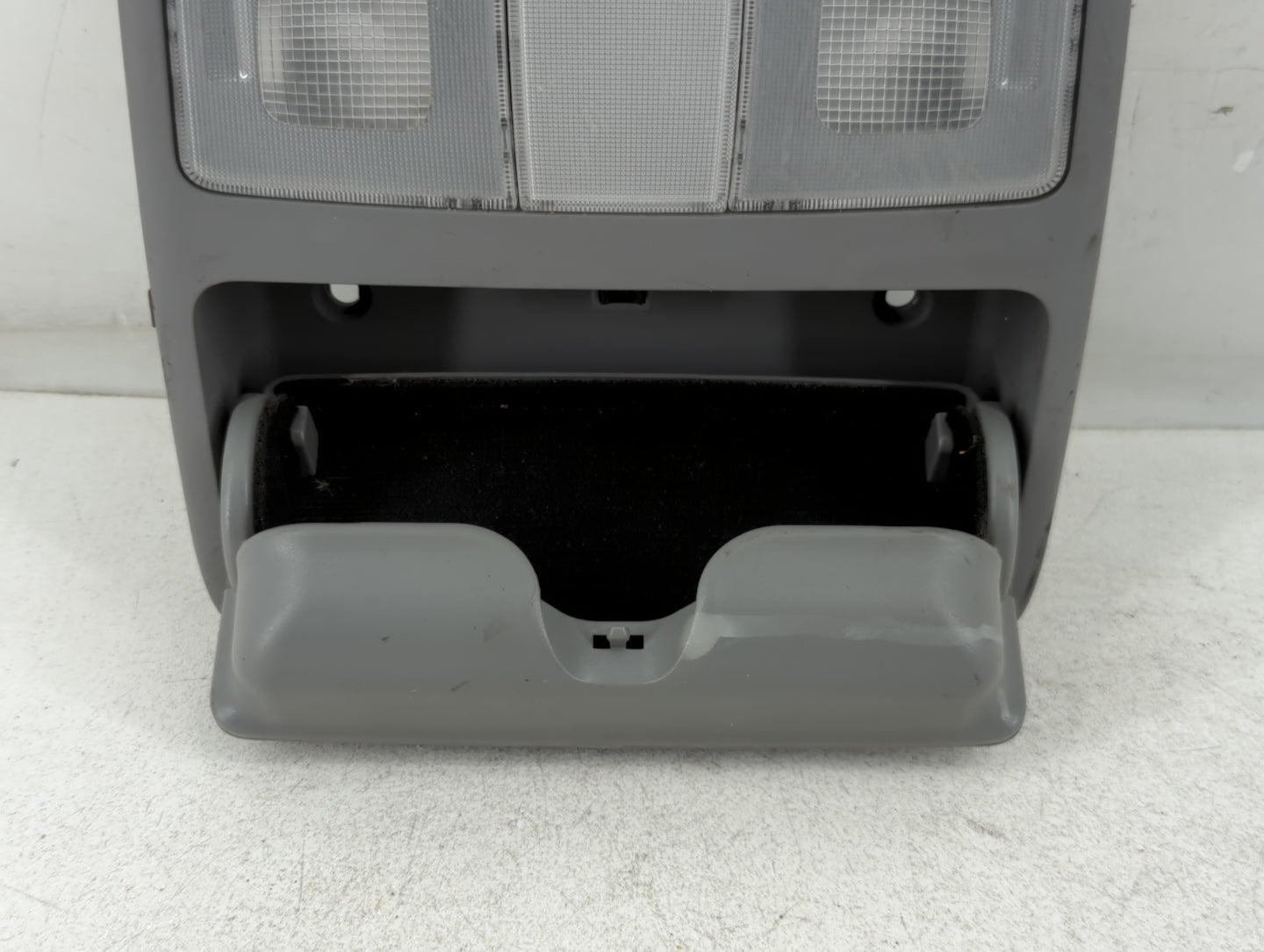 2007 Hyundai Elantra Overhead Roof Console - Oemusedautoparts1.com