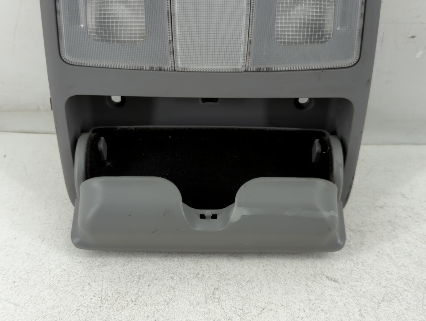 2007 Hyundai Elantra Overhead Roof Console - Oemusedautoparts1.com