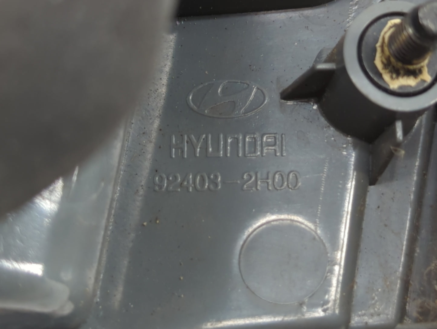 2007 Hyundai Elantra Tail Light Assembly Driver Left OEM P/N:92403-2H00 Fits Fits 2008 2009 2010 OEM Used Auto Parts - Oemus