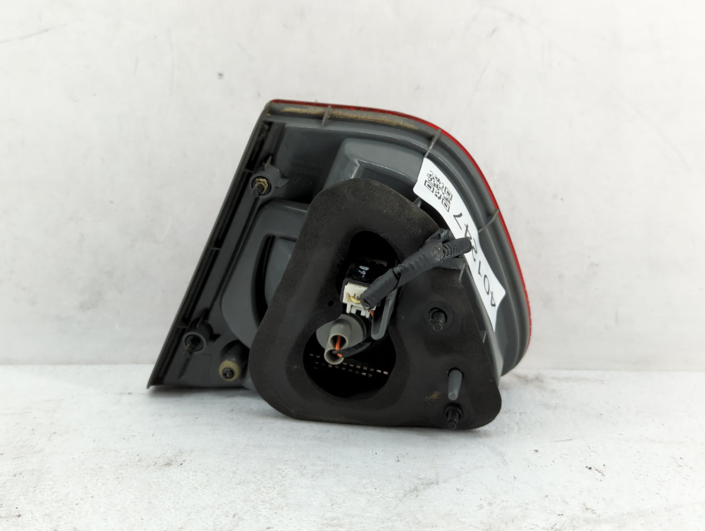 2007 Hyundai Elantra Tail Light Assembly Driver Left OEM P/N:92403-2H00 Fits Fits 2008 2009 2010 OEM Used Auto Parts - Oemus