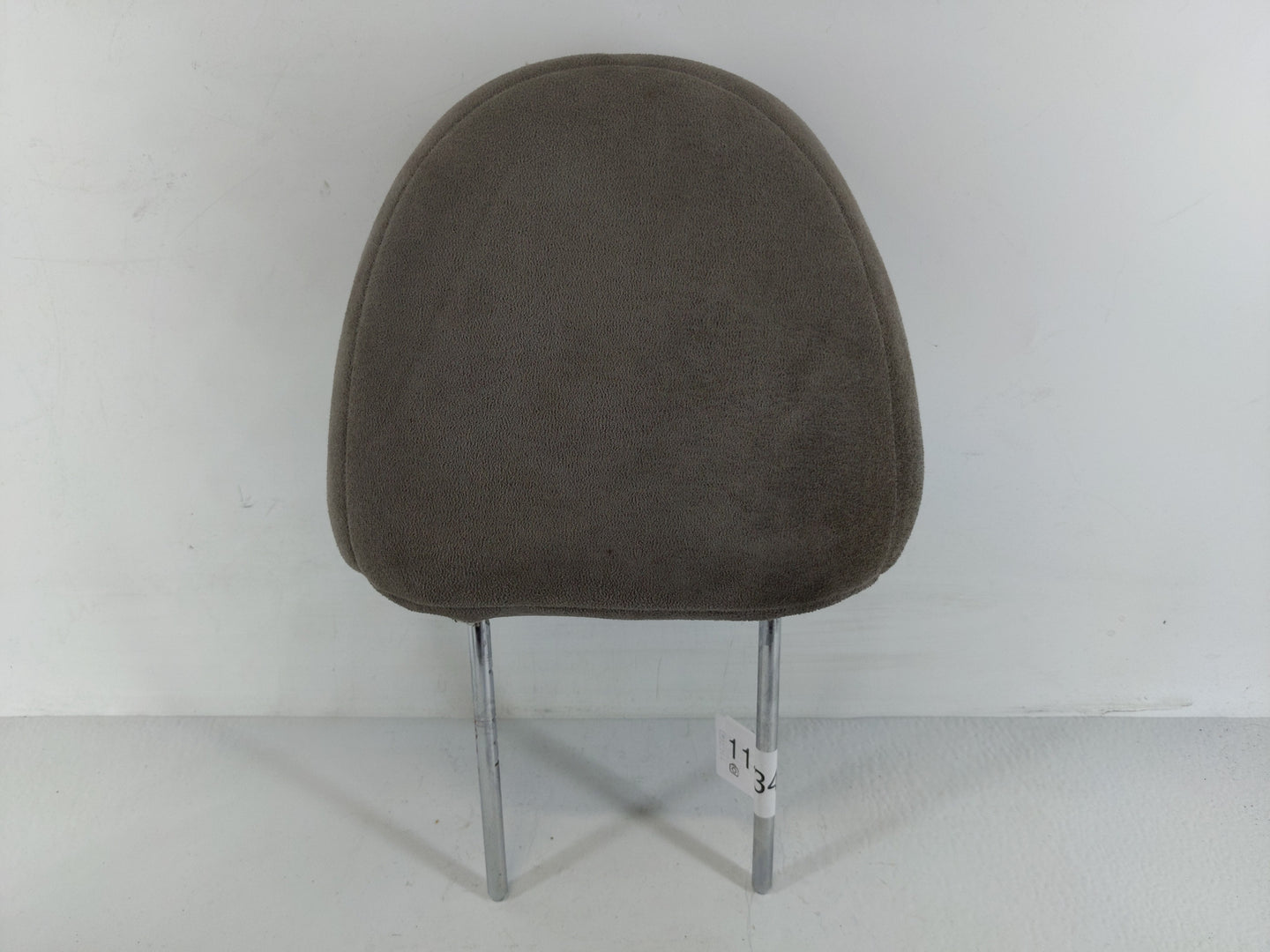2007-2010 Hyundai Entourage Headrest Head Rest Front Driver Passenger Seat Fits Fits 2007 2008 2009 2010 OEM Used Auto Parts