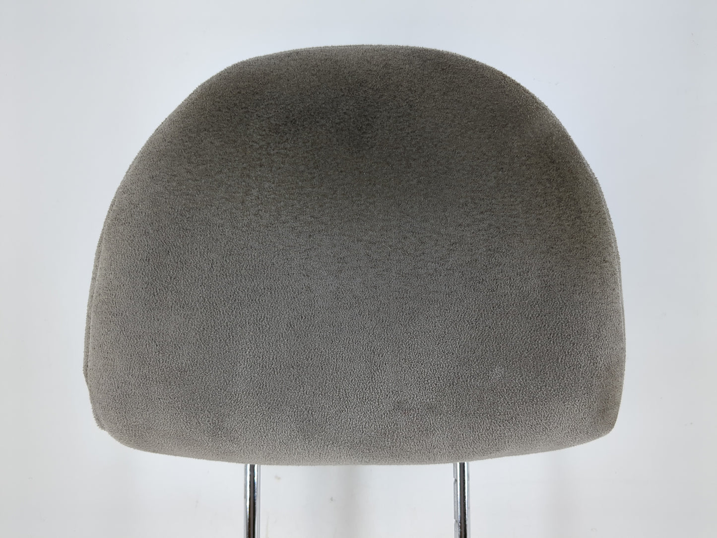 2007 Hyundai Entourage Headrest Head Rest Front Driver Passenger Seat - Oemusedautoparts1.com