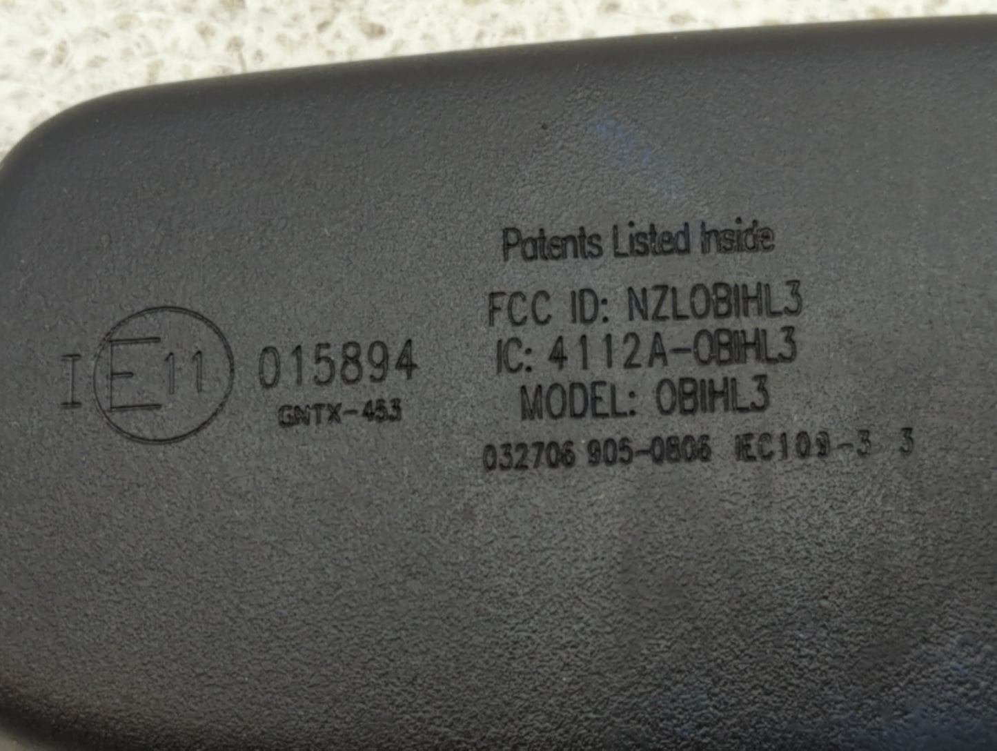 2007 Hyundai Entourage Interior Rear View Mirror Replacement OEM Fits OEM Used Auto Parts - Oemusedautoparts1.com