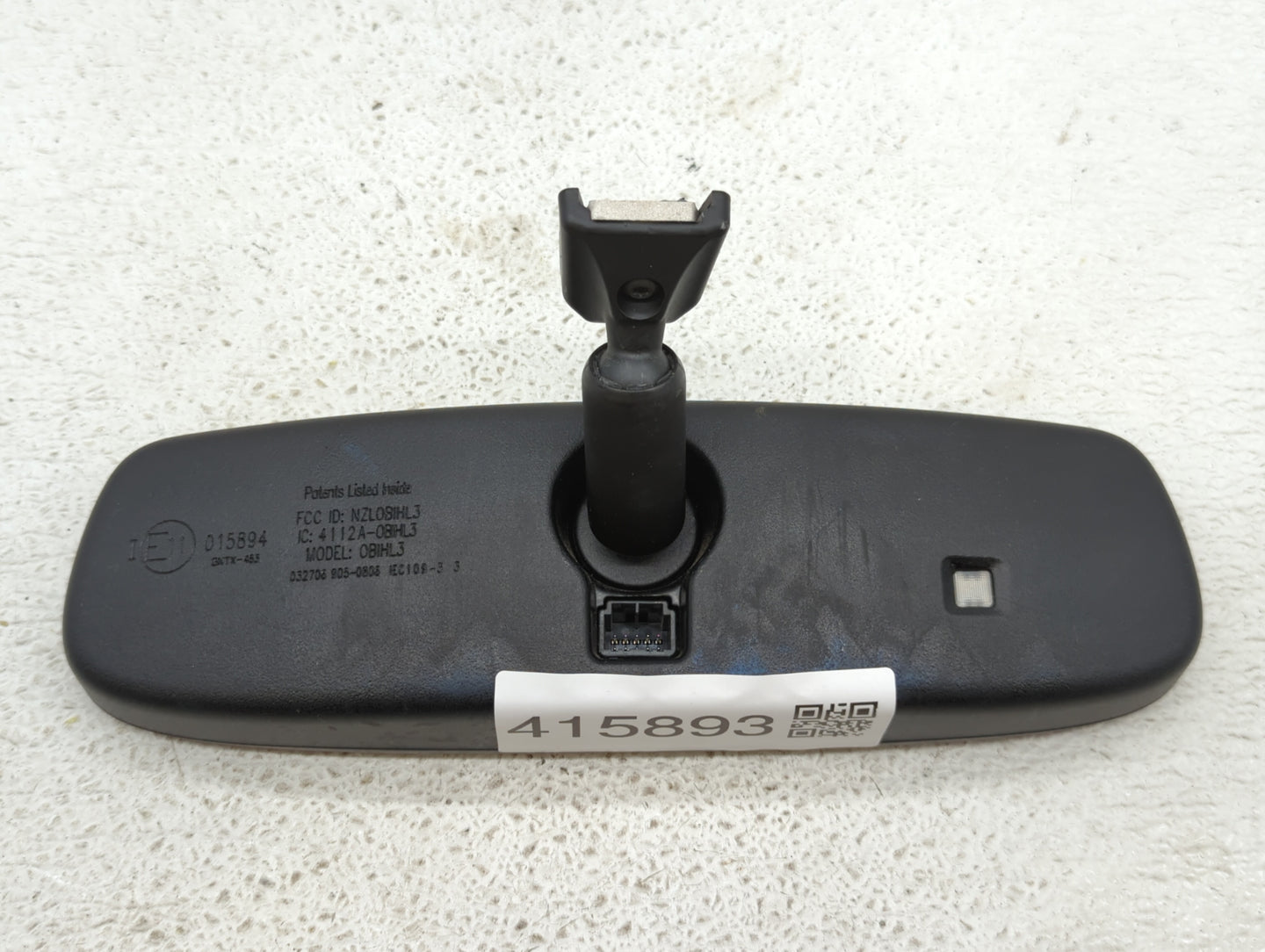 2007 Hyundai Entourage Interior Rear View Mirror Replacement OEM Fits OEM Used Auto Parts - Oemusedautoparts1.com