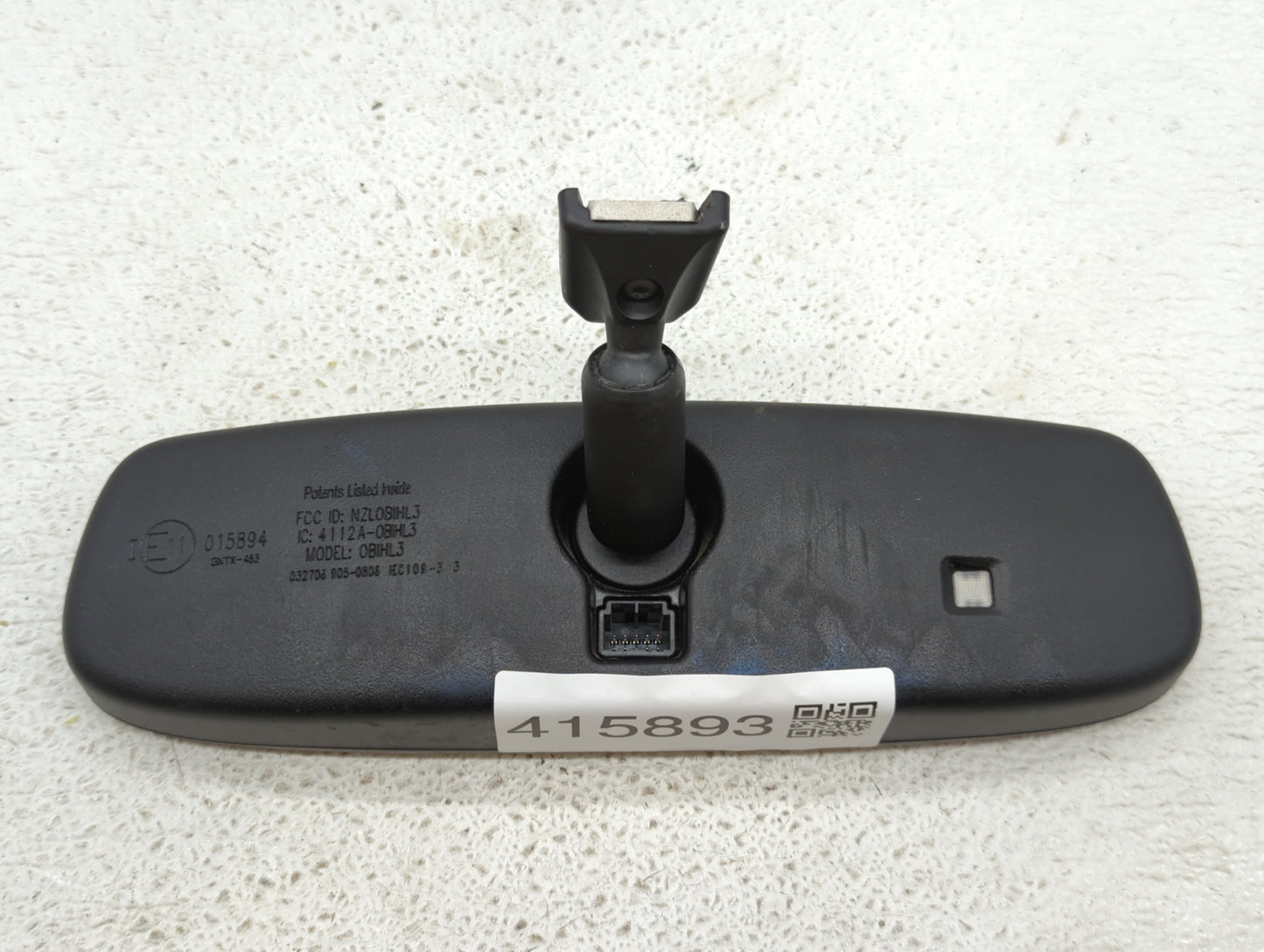 2007 Hyundai Entourage Interior Rear View Mirror Replacement OEM Fits OEM Used Auto Parts - Oemusedautoparts1.com