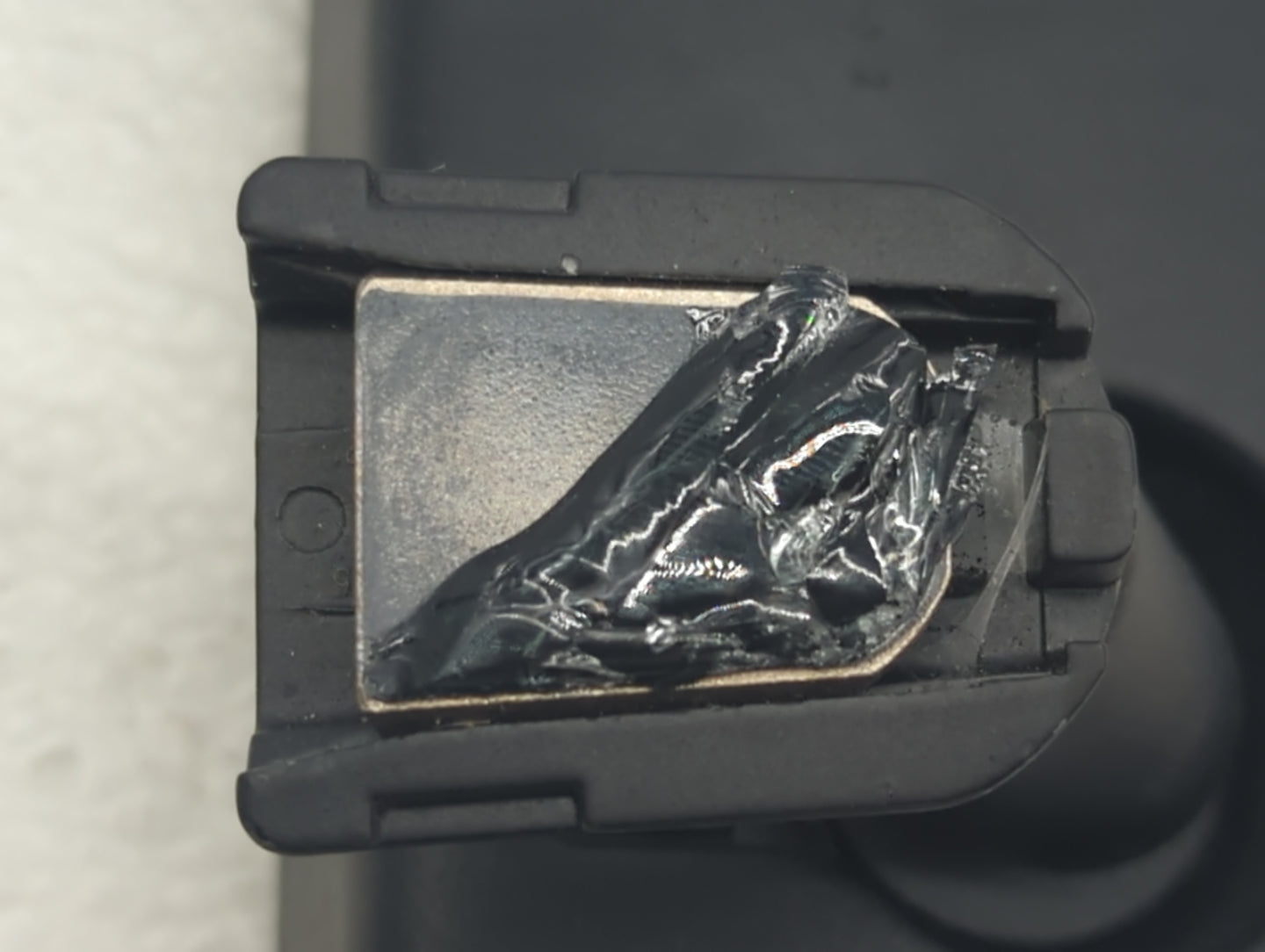 2007 Hyundai Entourage Interior Rear View Mirror Replacement OEM P/N:E11015894 Fits OEM Used Auto Parts - Oemusedautoparts1.