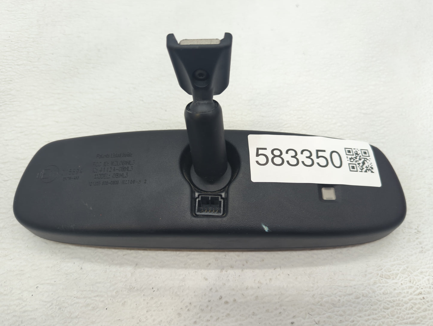 2007 Hyundai Entourage Interior Rear View Mirror Replacement OEM P/N:E11015894 Fits OEM Used Auto Parts - Oemusedautoparts1.