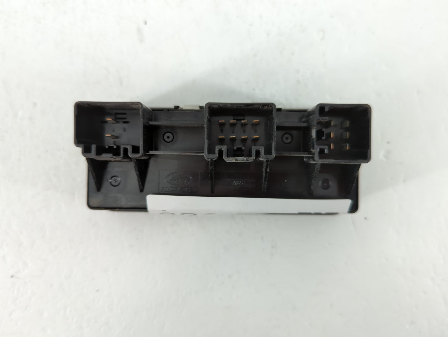 2007 Hyundai Genesis Master Power Window Switch Replacement Driver Side Left P/N:050927-1 Fits OEM Used Auto Parts - Oemused