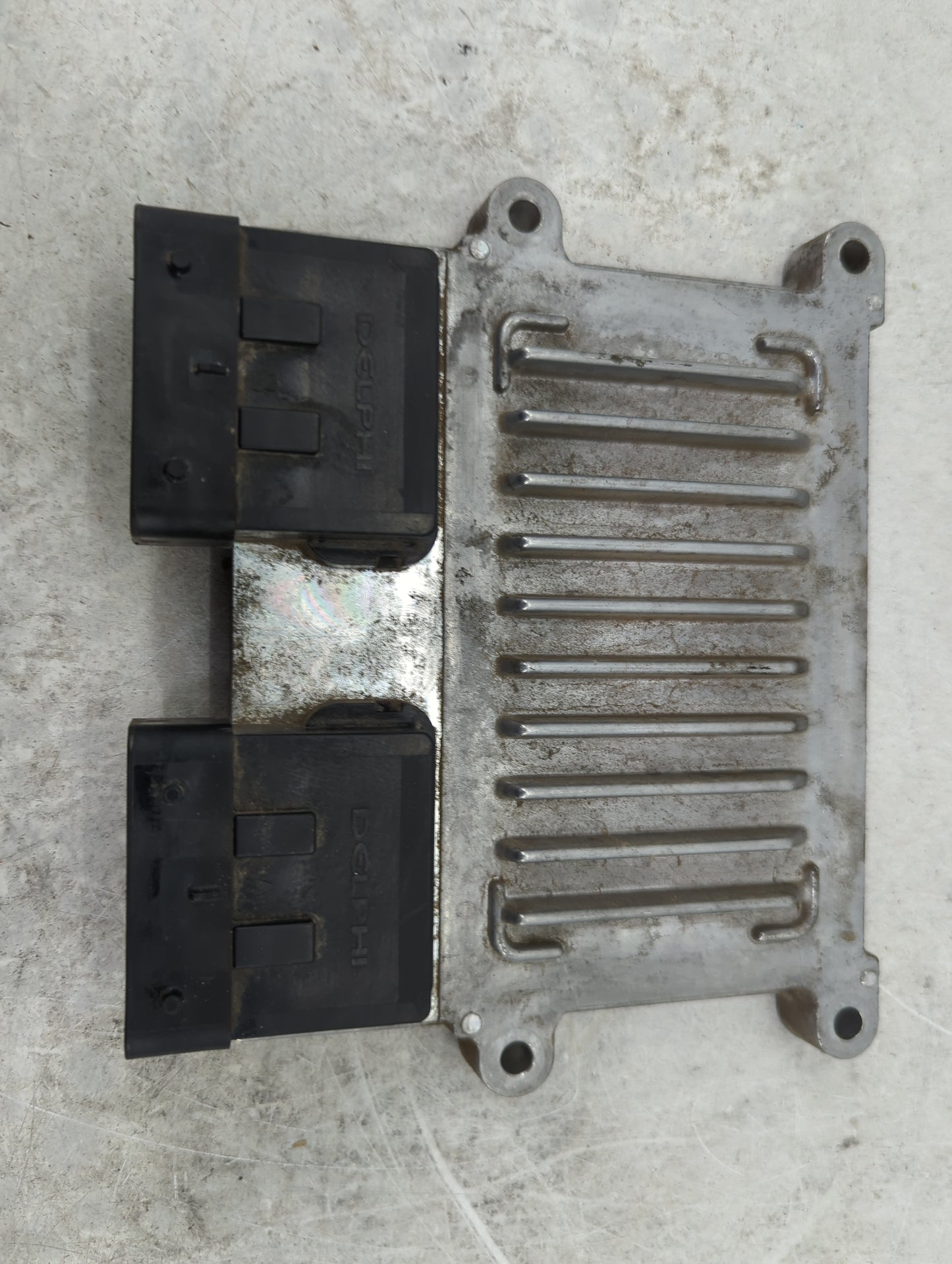 2007-2009 Hyundai Santa Fe PCM Engine Control Computer ECU ECM PCU OEM P/N:39109-3E330 Fits Fits 2007 2008 2009 OEM Used Aut