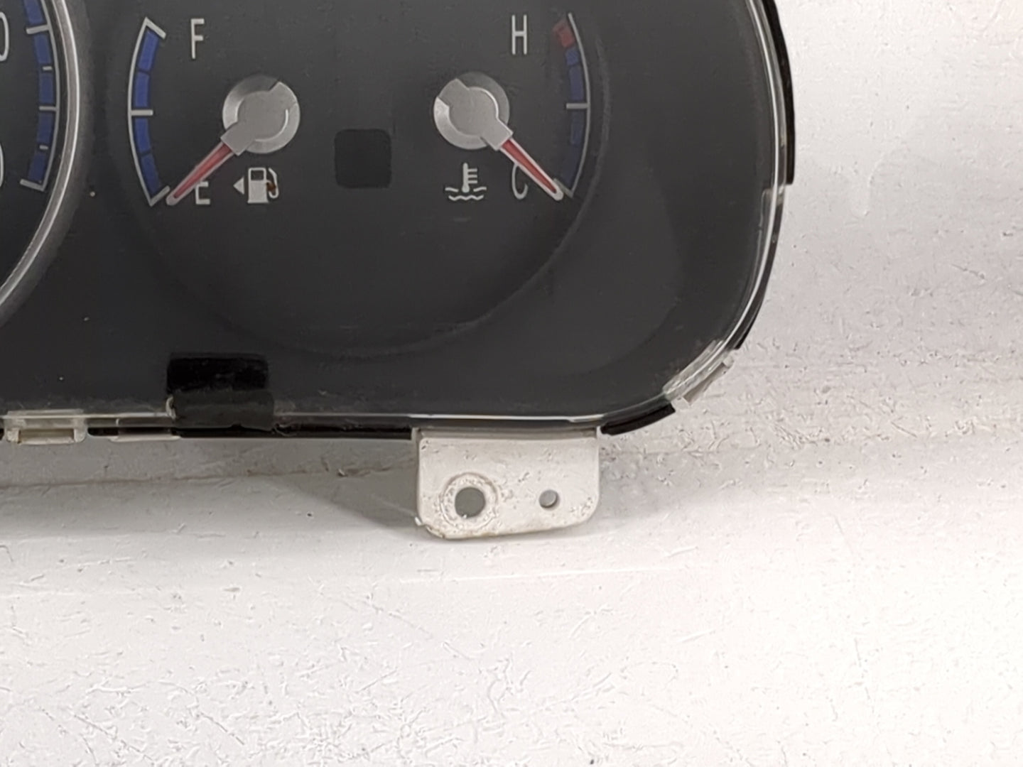 2007 Hyundai Santa Fe Instrument Cluster Speedometer Gauges P/N:94001-2B230 11000-847401U Miles: Fits OEM Used Auto Parts - 