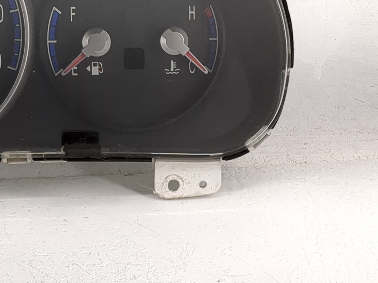 2007 Hyundai Santa Fe Instrument Cluster Speedometer Gauges P/N:94001-2B230 11000-847401U Miles: Fits OEM Used Auto Parts - 