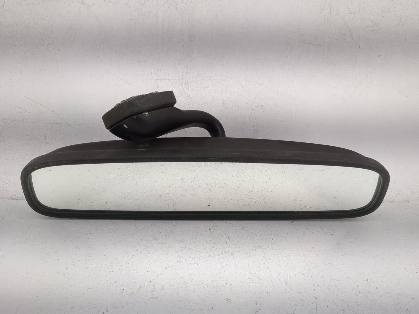 2007 Hyundai Santa Fe Interior Rear View Mirror Replacement OEM P/N:E4 02*2143 Fits OEM Used Auto Parts - Oemusedautoparts1.