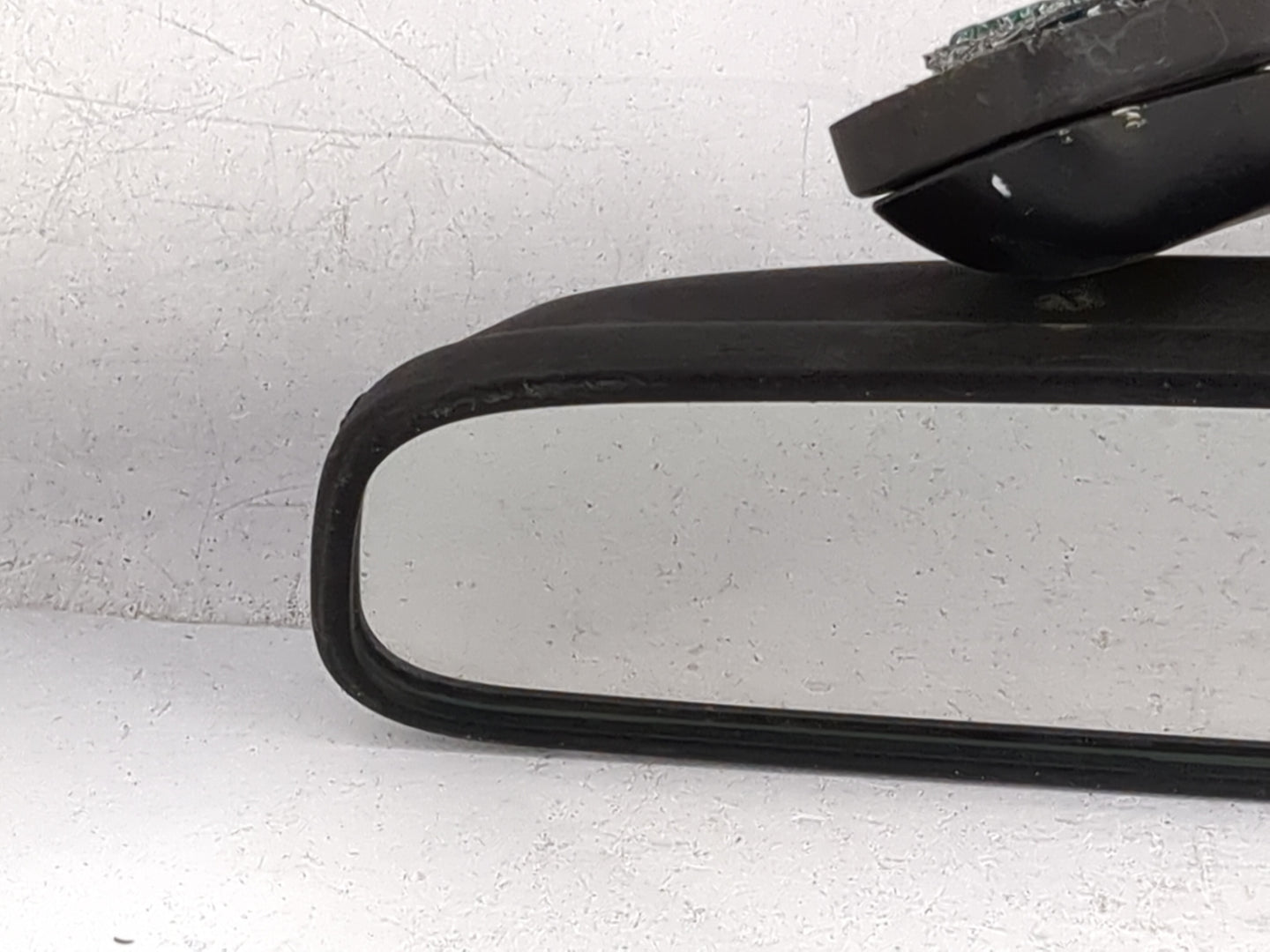 2007 Hyundai Santa Fe Interior Rear View Mirror Replacement OEM P/N:E4 02*2143 Fits OEM Used Auto Parts - Oemusedautoparts1.