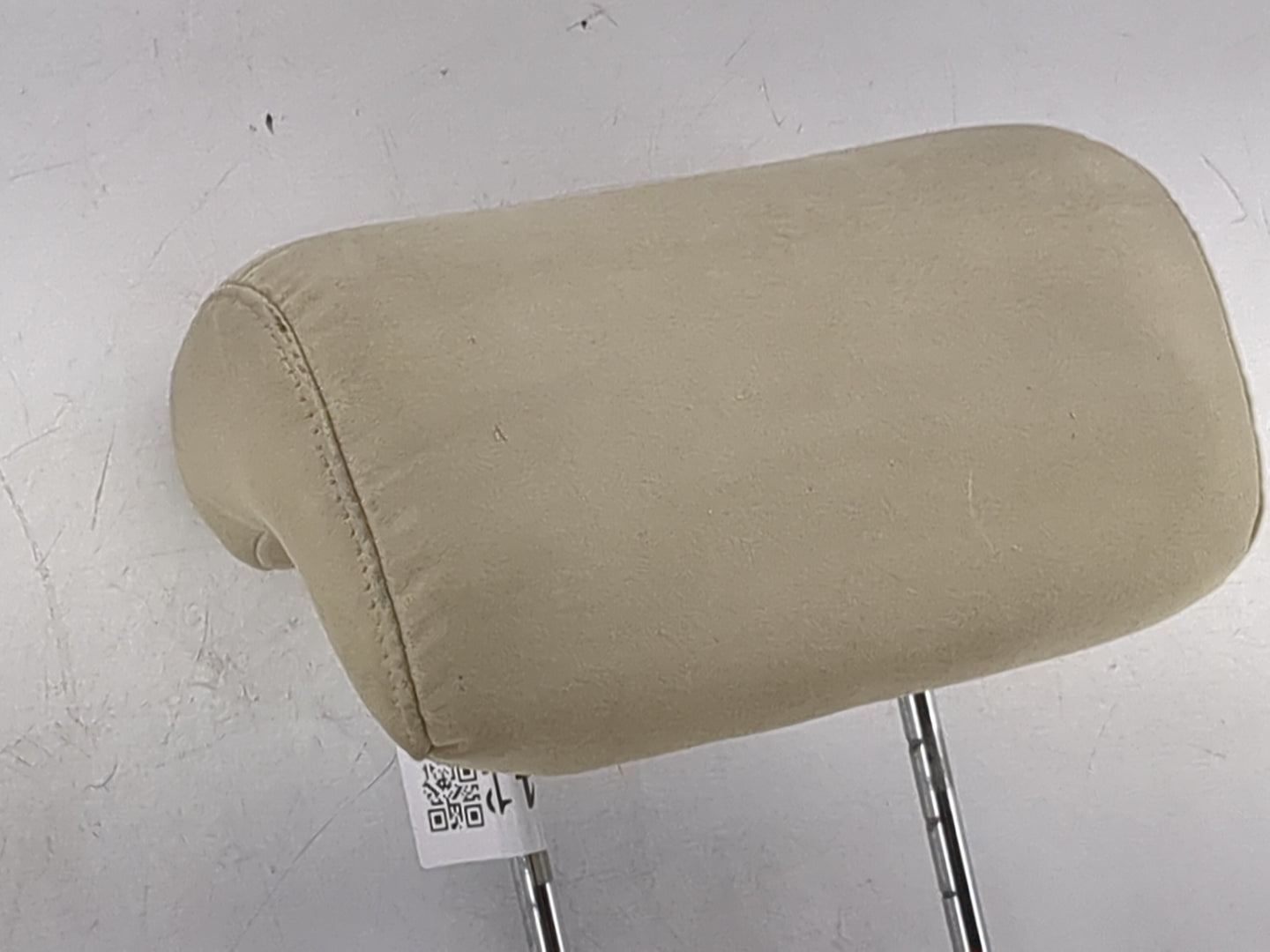 2007 Hyundai Santa Fe Headrest Head Rest Rear Seat Fits OEM Used Auto Parts - Oemusedautoparts1.com