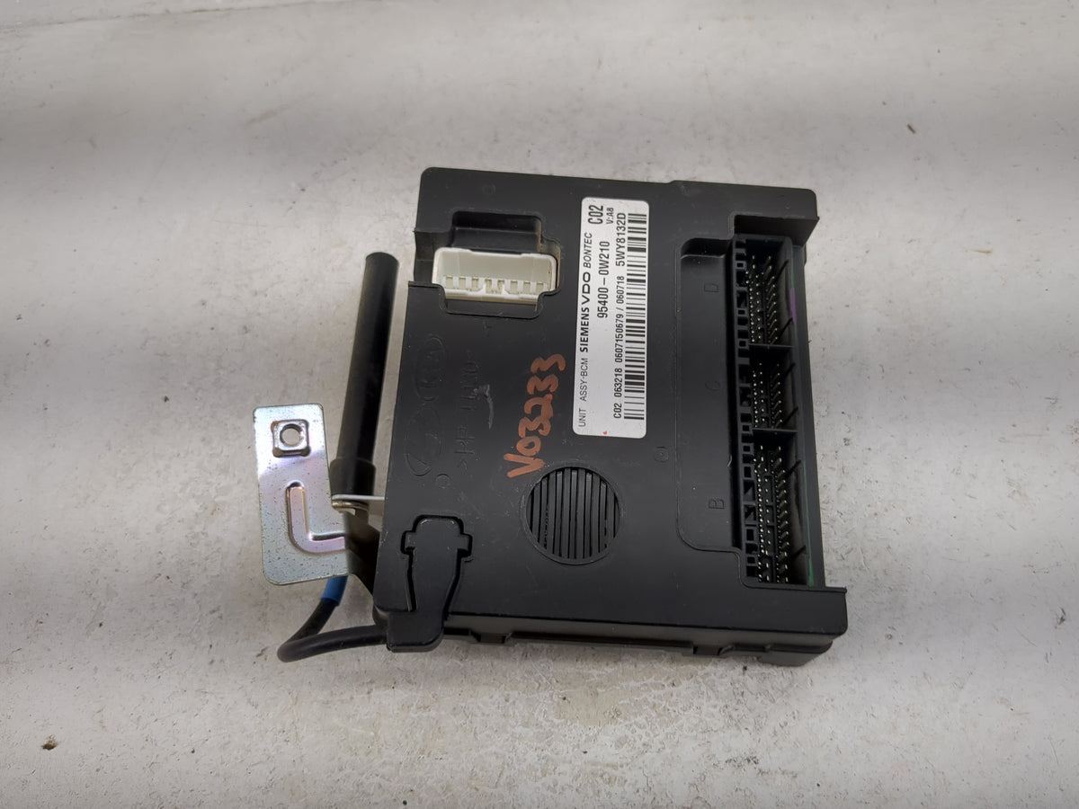 2007-2009 Hyundai Santa Fe Body Control Module Bcm 95400-0w210|5wy8132d - Oemusedautoparts1.com